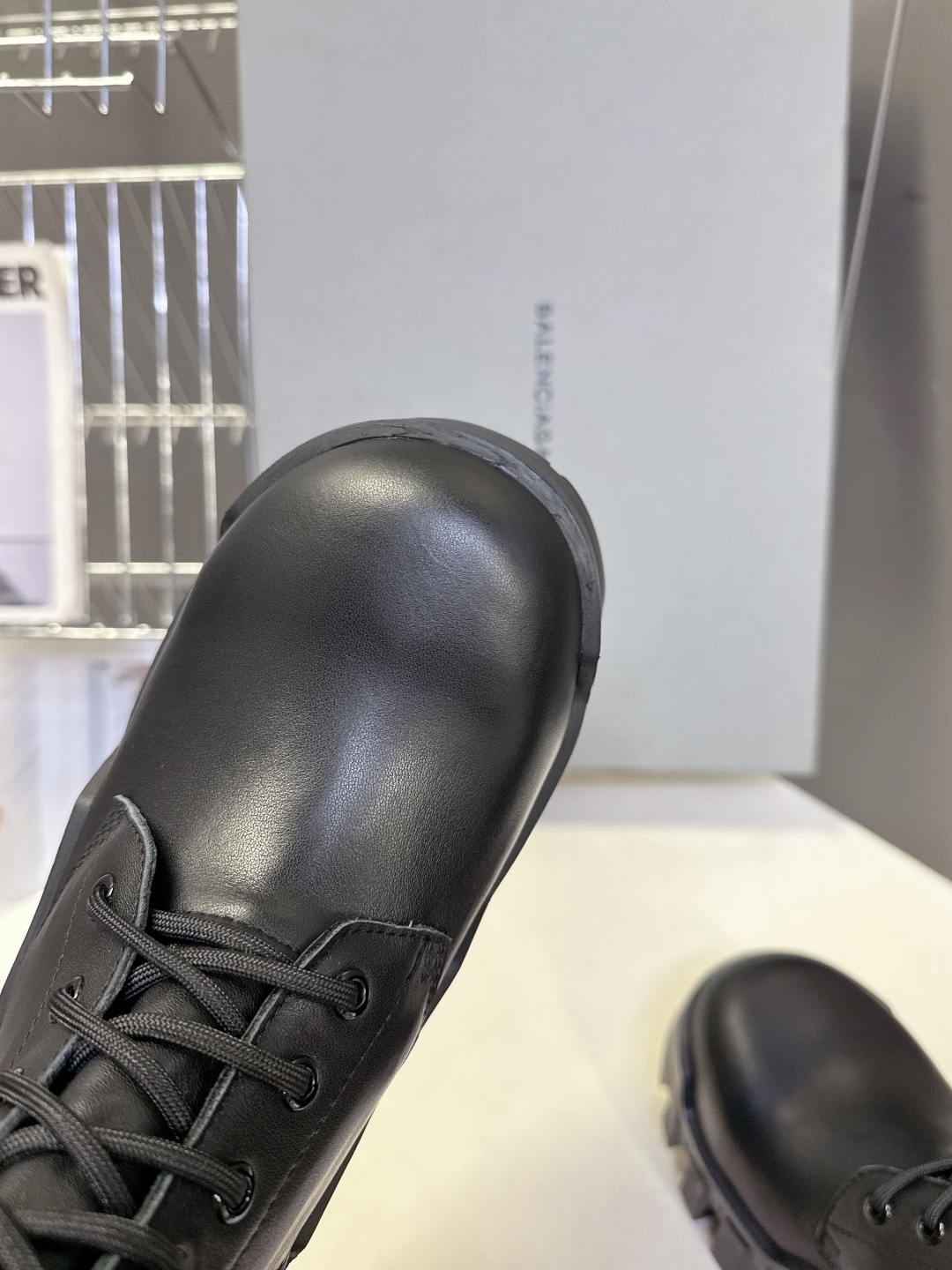 BALENCIAGA 巴黎世家Bulldozer Boots推土机系列超多明星网红种草 原版复刻版本 细