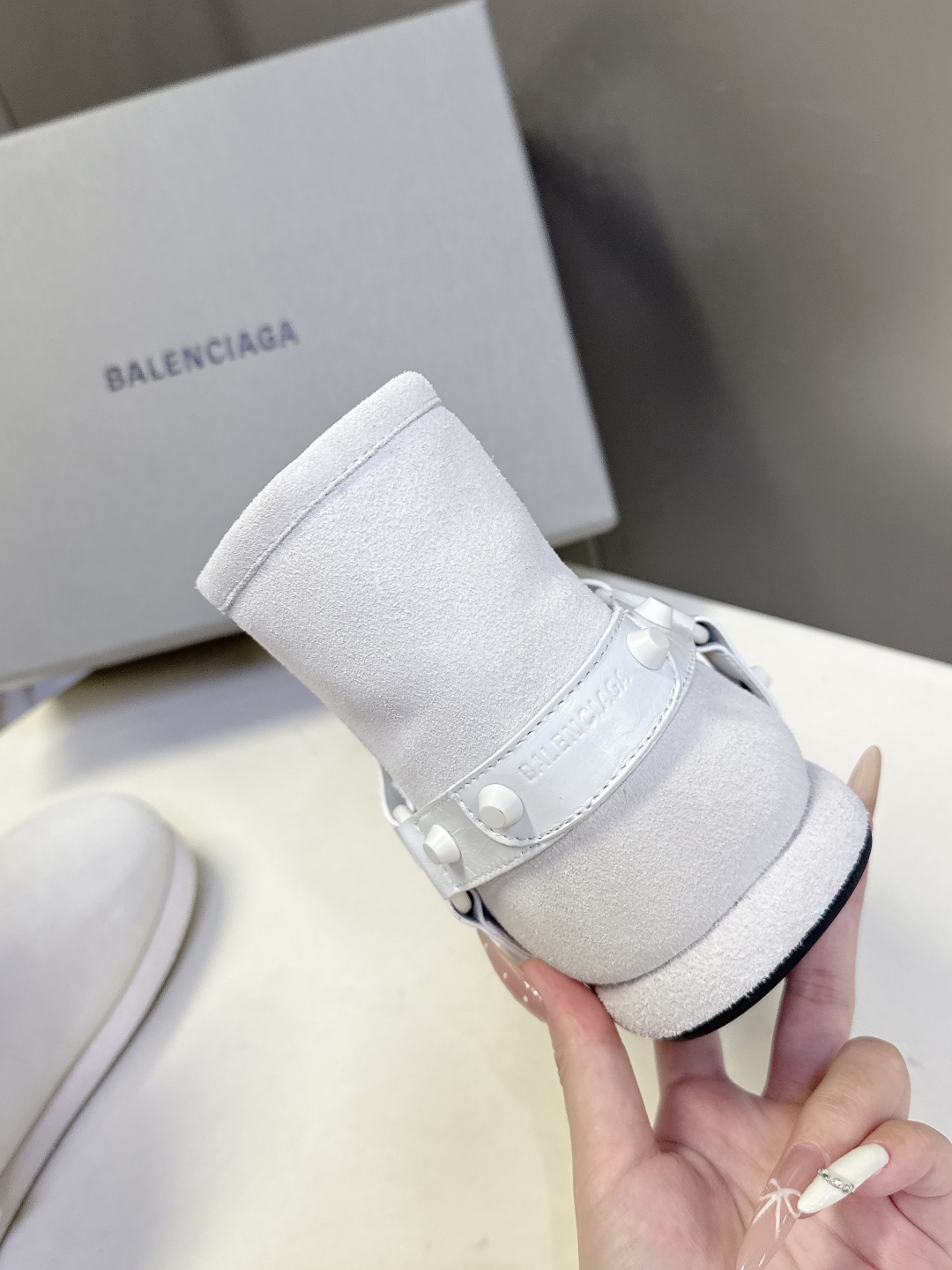 BALENCIAGA巴黎世家秋冬最新款滑雪系列 雪地靴 超多明星网红种草 细节完美复刻 设计师推出探索时