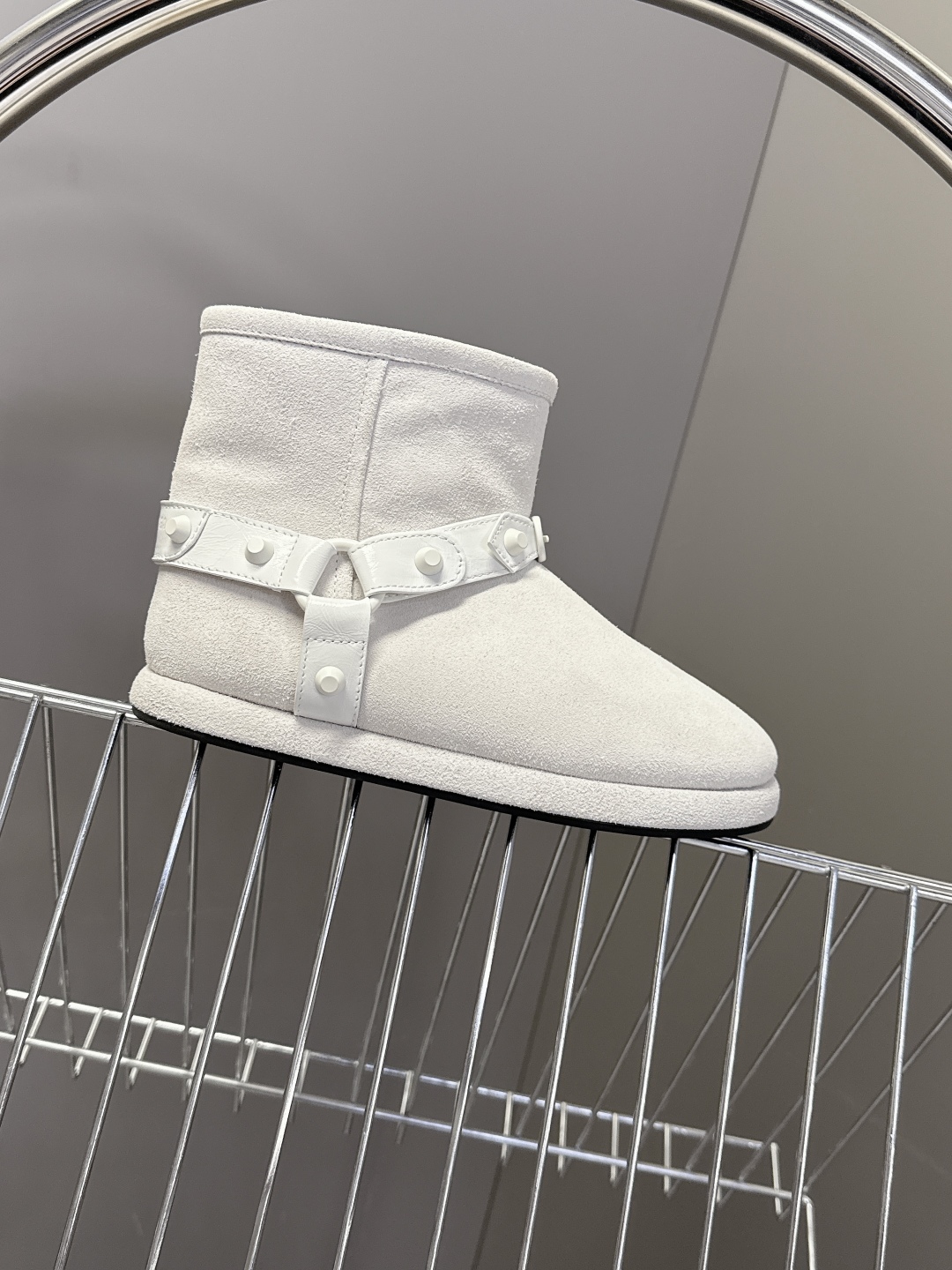 BALENCIAGA巴黎世家秋冬最新款滑雪系列 雪地靴 超多明星网红种草 细节完美复刻 设计师推出探索时