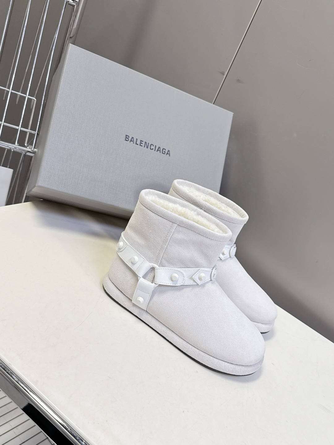 BALENCIAGA巴黎世家秋冬最新款滑雪系列 雪地靴 超多明星网红种草 细节完美复刻 设计师推出探索时