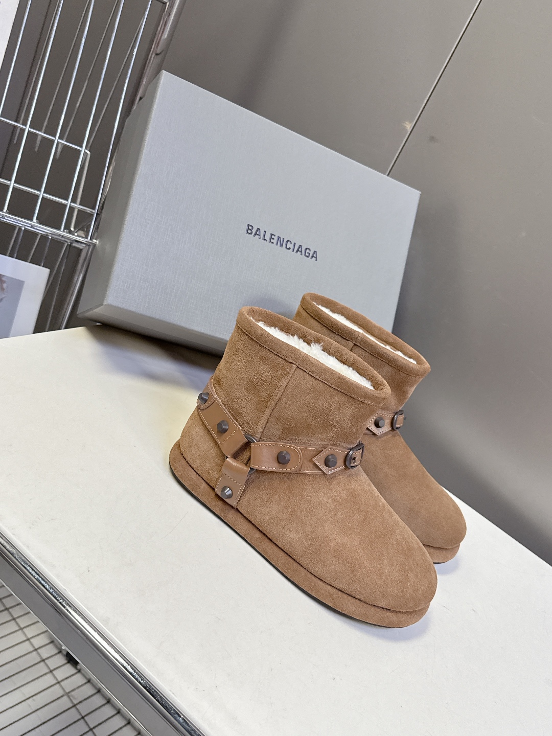 BALENCIAGA巴黎世家秋冬最新款滑雪系列 雪地靴 超多明星网红种草 细节完美复刻 设计师推出探索时