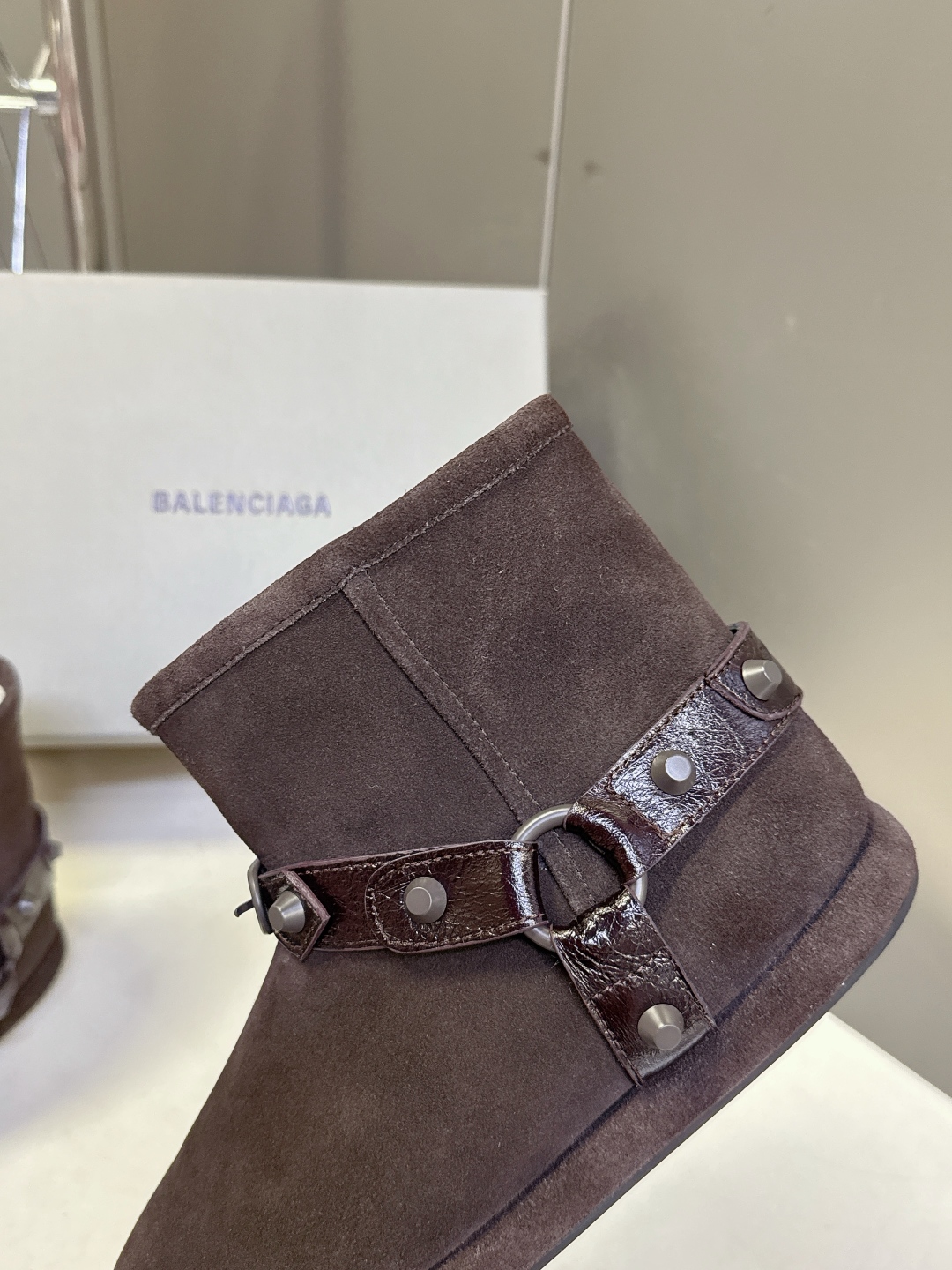 BALENCIAGA巴黎世家秋冬最新款滑雪系列 雪地靴 超多明星网红种草 细节完美复刻 设计师推出探索时