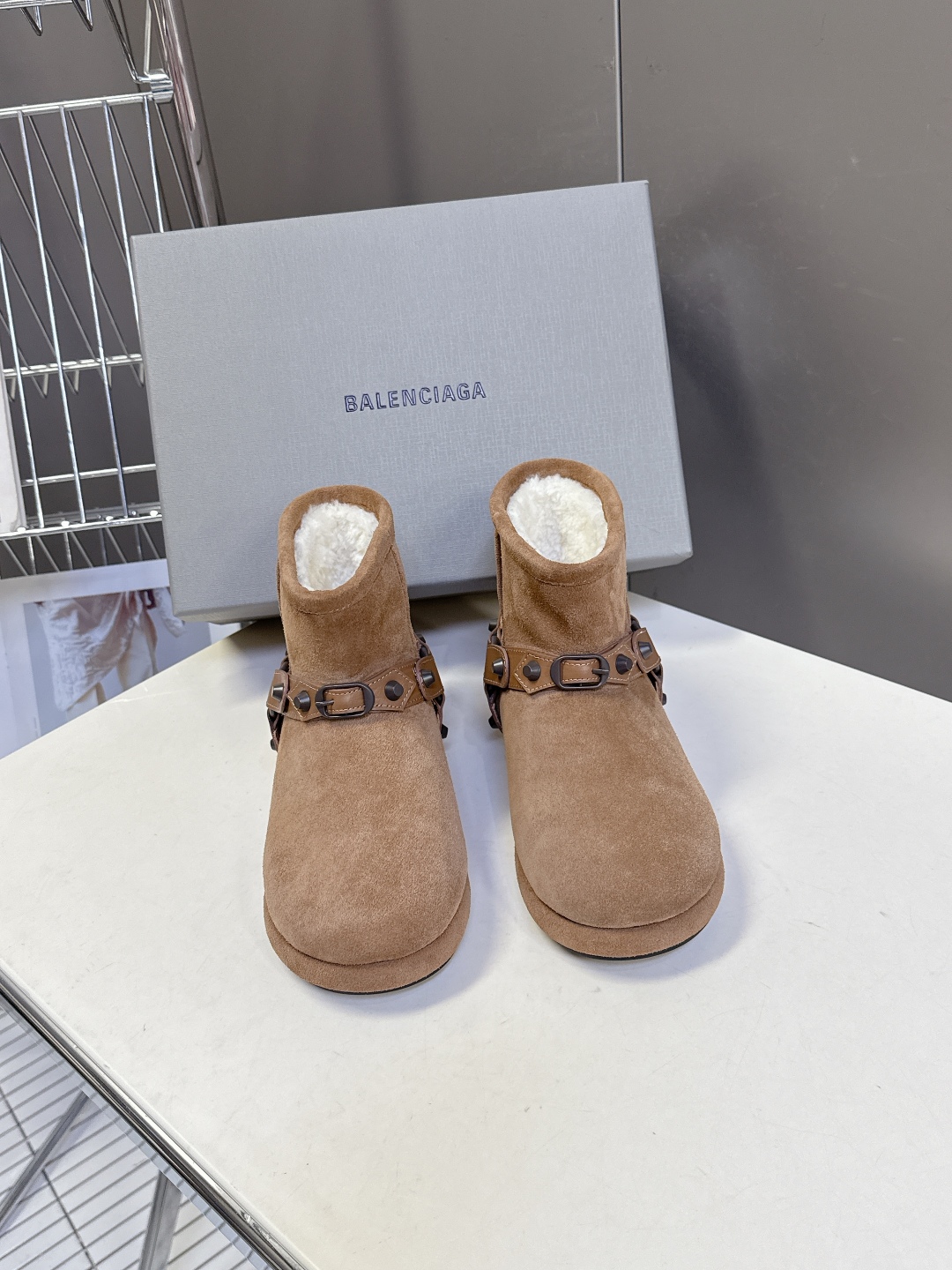 BALENCIAGA巴黎世家秋冬最新款滑雪系列 雪地靴 超多明星网红种草 细节完美复刻 设计师推出探索时