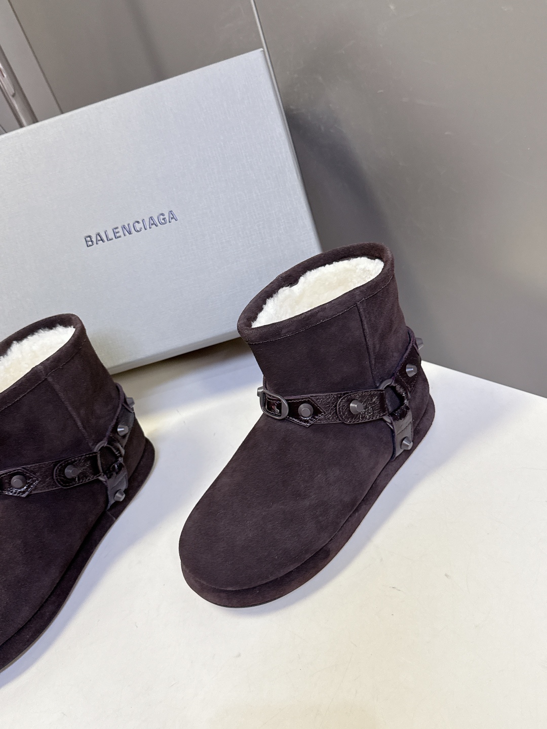 BALENCIAGA巴黎世家秋冬最新款滑雪系列 雪地靴 超多明星网红种草 细节完美复刻 设计师推出探索时