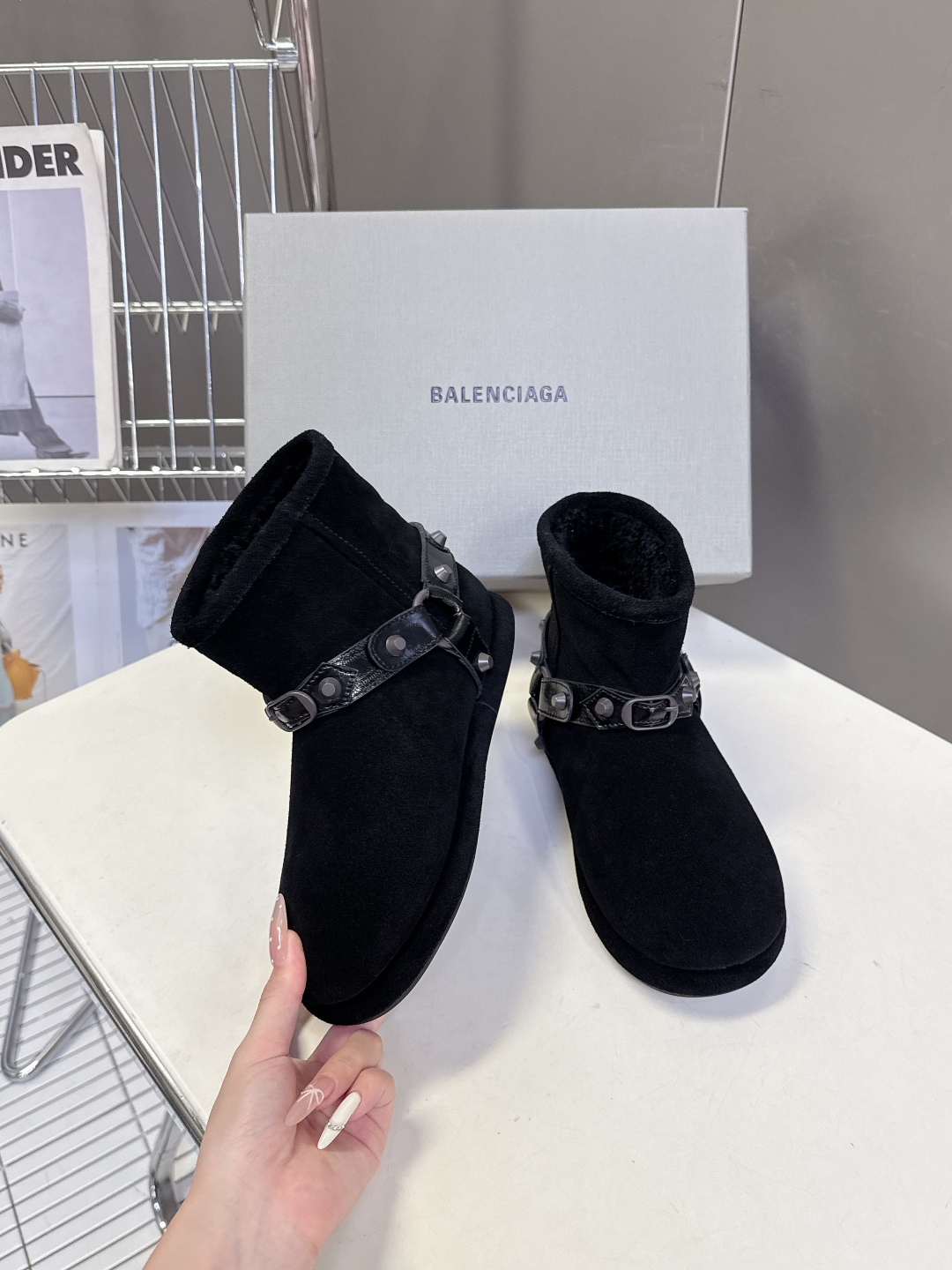 BALENCIAGA巴黎世家秋冬最新款滑雪系列 雪地靴 超多明星网红种草 细节完美复刻 设计师推出探索时