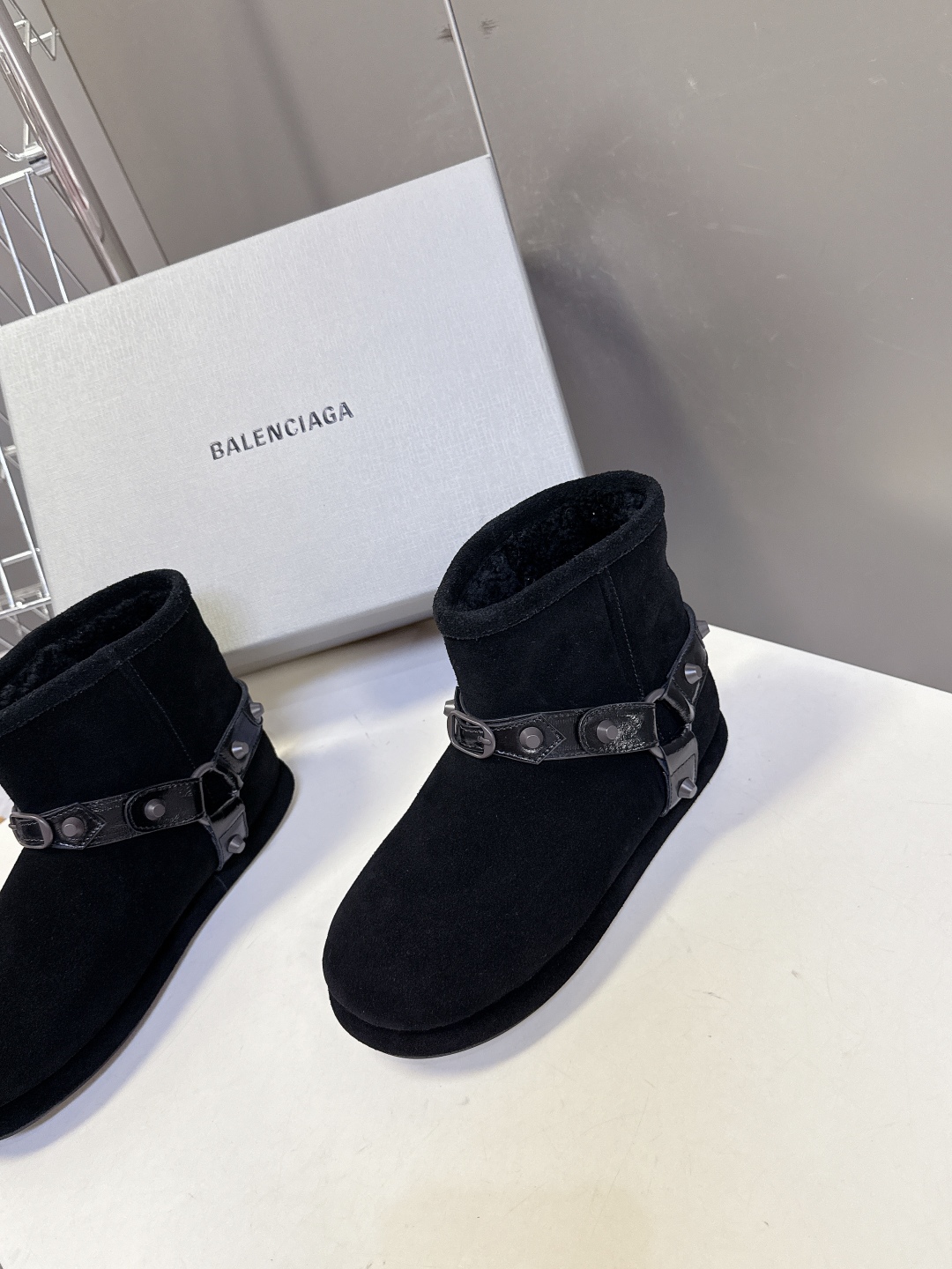 BALENCIAGA巴黎世家秋冬最新款滑雪系列 雪地靴 超多明星网红种草 细节完美复刻 设计师推出探索时