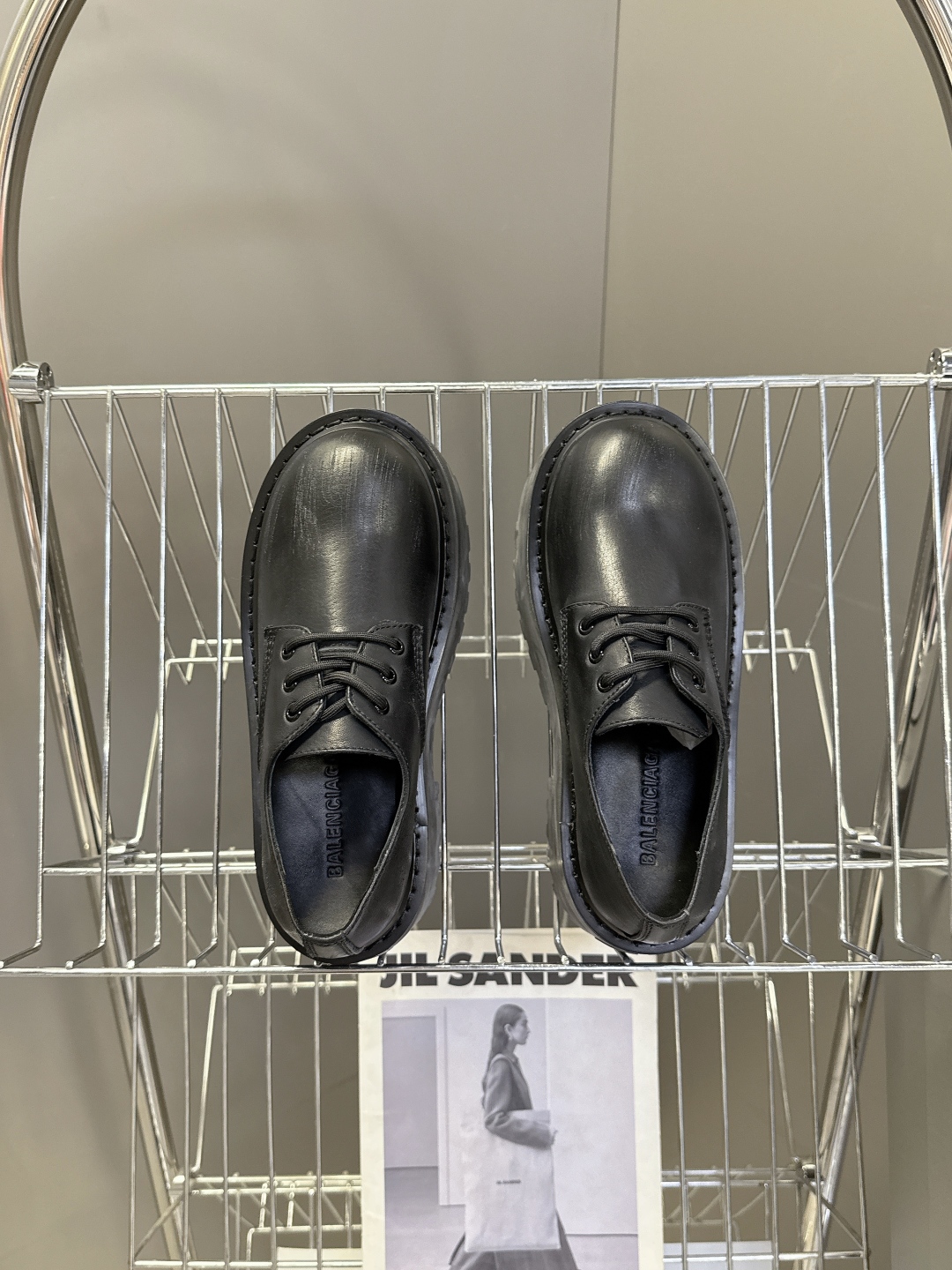 BALENCIAGA巴黎世家最新款STRIKE女士厚底皮鞋 短靴 超多明星时尚博主种草 复古工艺雾化做旧