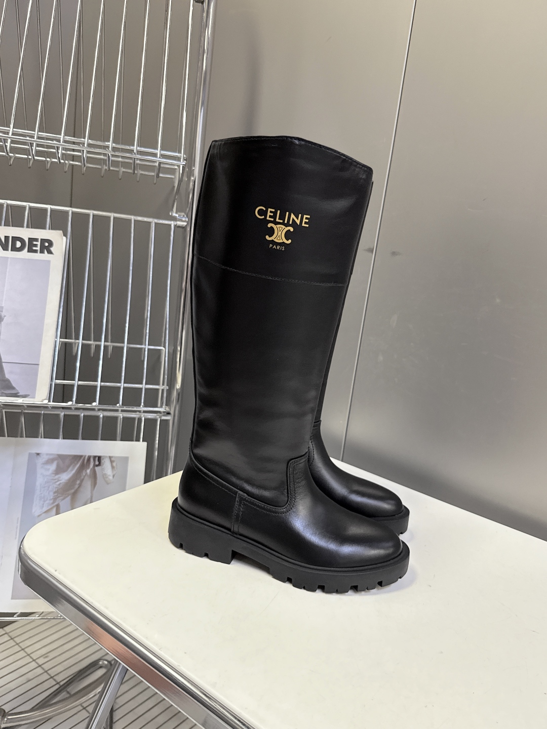 CELINE思琳2025秋冬专柜最新款骑士靴超多明星网红种草 时尚博主同款 早秋力推单品！复古欧美风格 