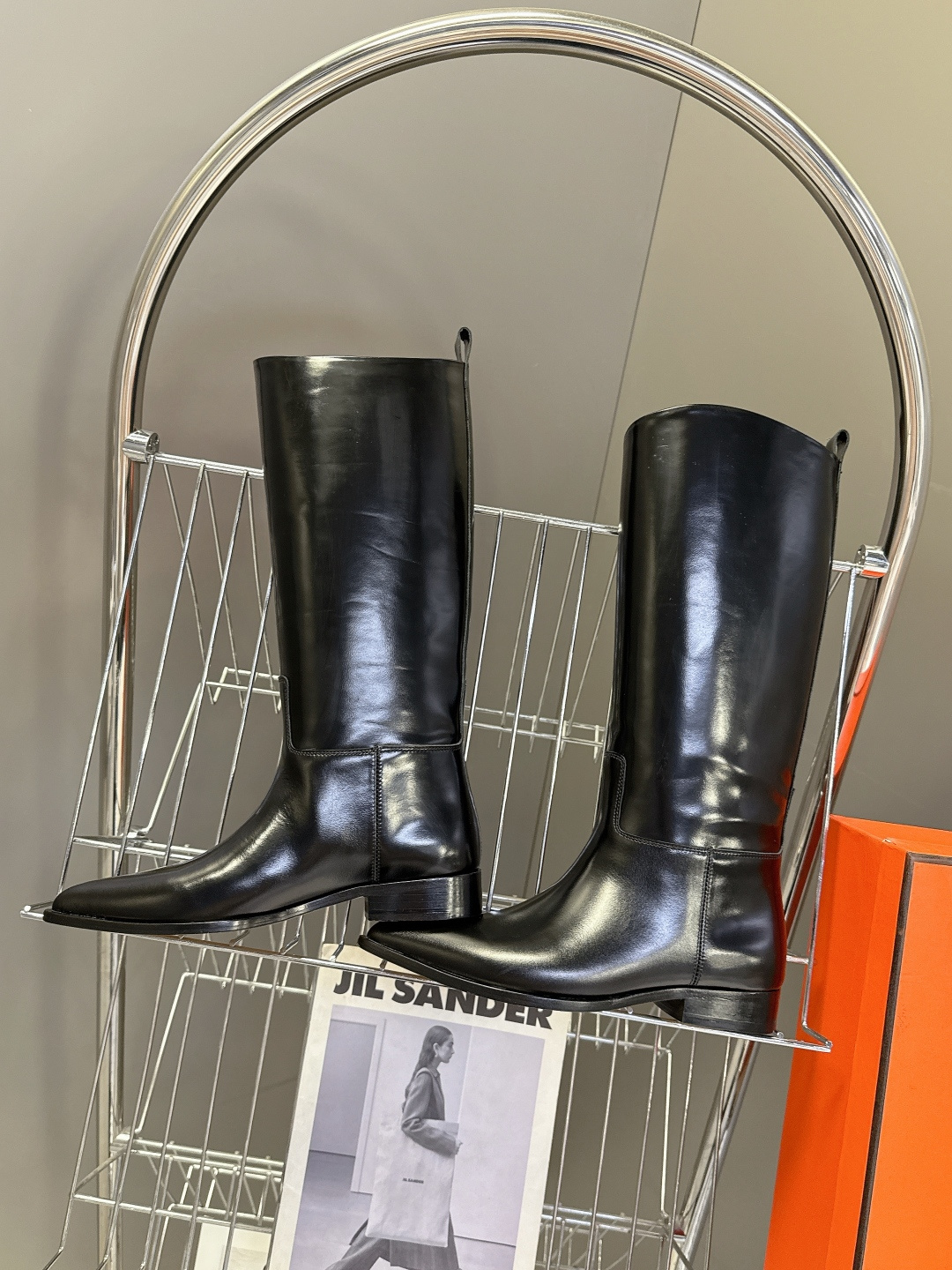 Hermes 爱马仕秋冬最新款老钱风尖头 骑士靴 长靴 专柜超难配货 🐎家靴子的设计风格通常以经典简约为