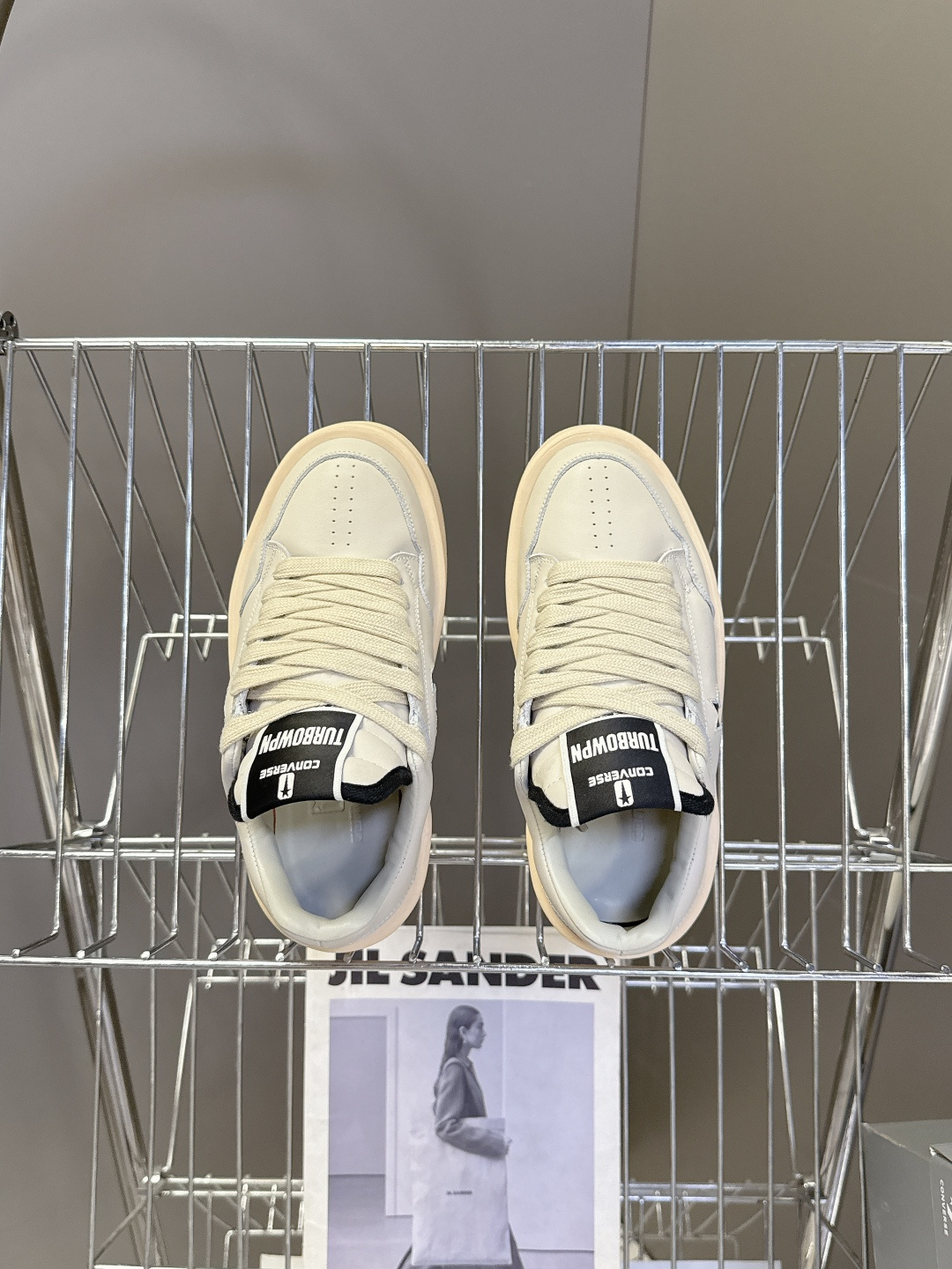Rick Owens 欧文斯 x Converse匡威联名款运动鞋 超多明星时尚博主种草 两个品牌元素相