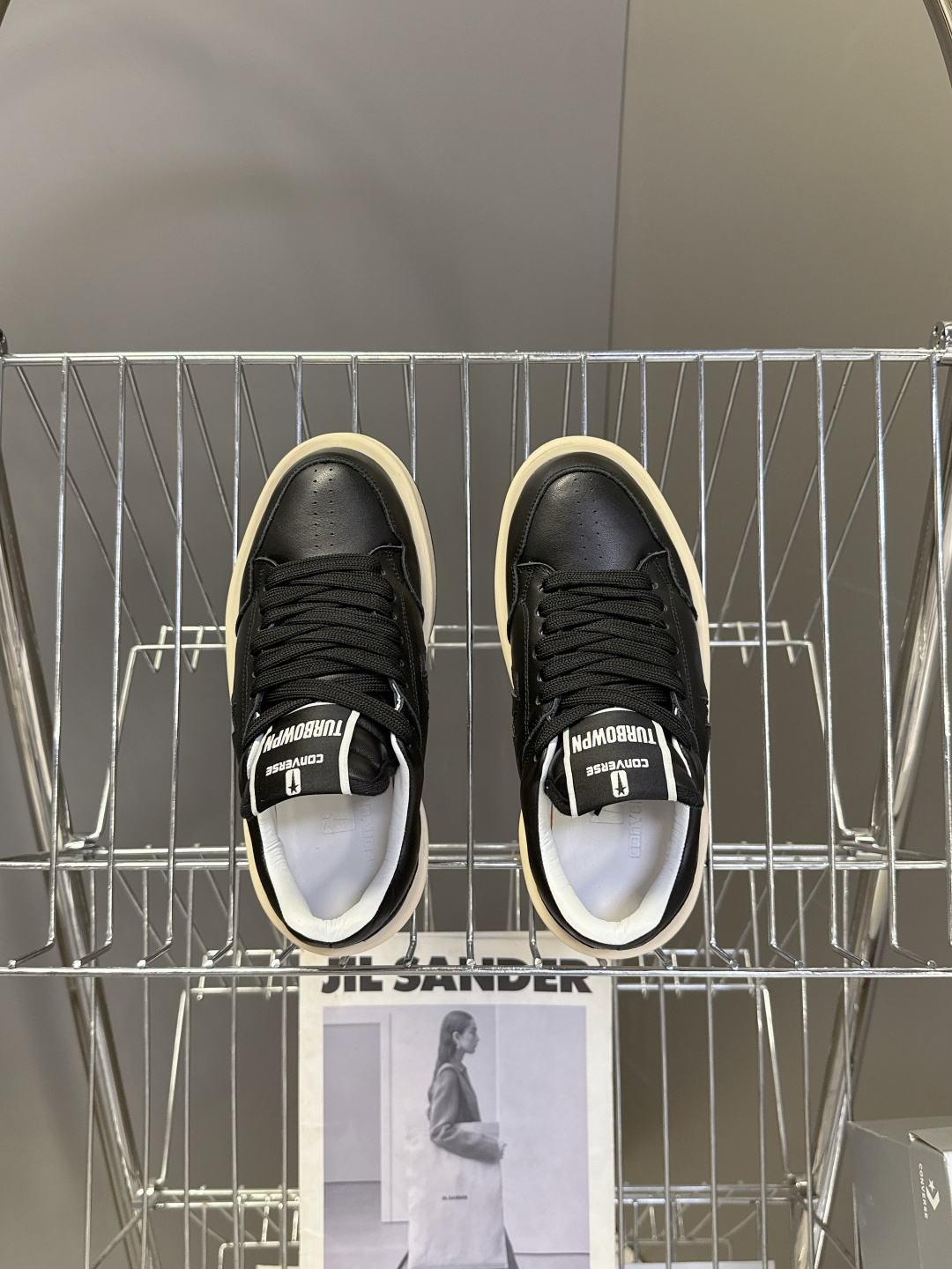 Rick Owens 欧文斯 x Converse匡威联名款运动鞋 超多明星时尚博主种草 两个品牌元素相