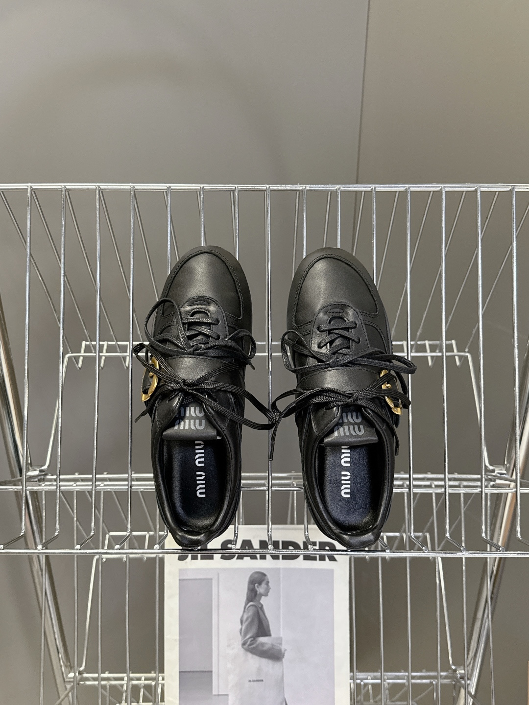 MiuMiu缪缪最新走秀款复古休闲鞋 德训鞋官方秀场出镜率最高的单品 超多明星时尚博主种草 miu系穿搭