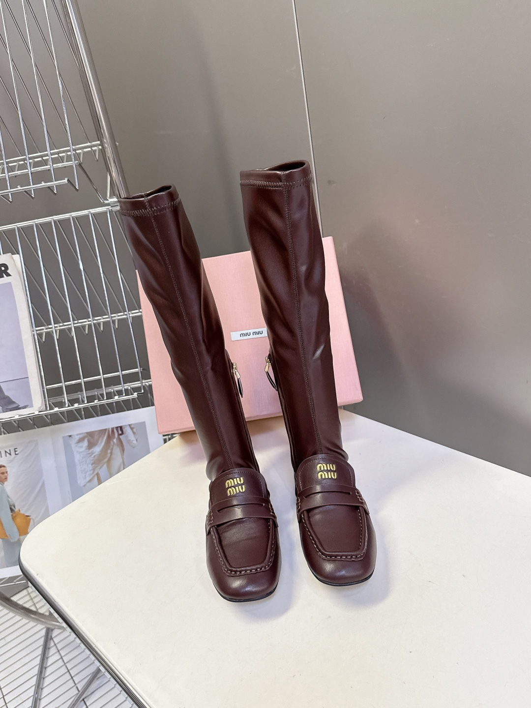 MiuMiu缪缪2025秋冬最新走秀款弹力靴 秀款出镜率最高的单品 miu家订货会一鞋难求 超多明星时尚