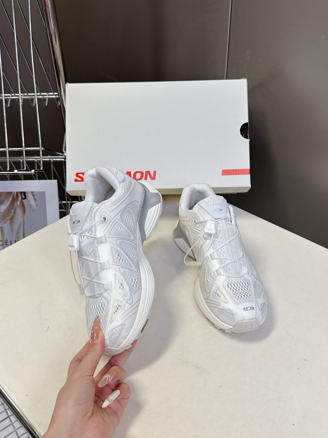 SALOMON 萨洛蒙 户外休闲 运动鞋 超多明星时尚博主种草原版购入开发 做货 全新演绎的专注于其空气