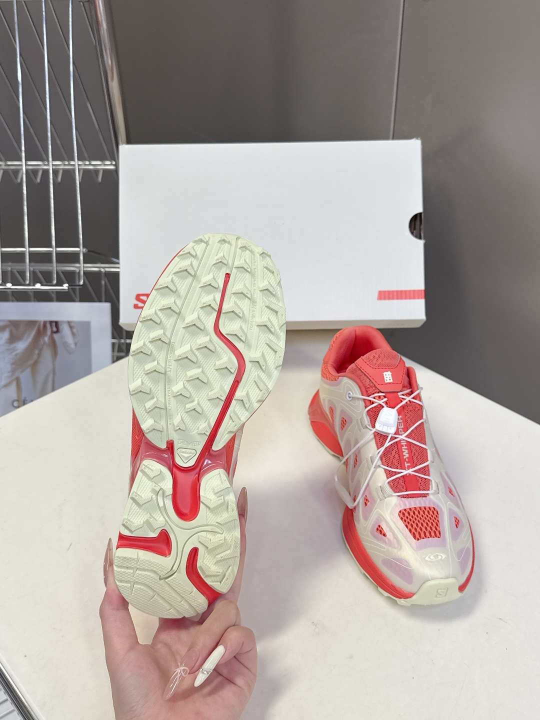 SALOMON 萨洛蒙 户外休闲 运动鞋 超多明星时尚博主种草原版购入开发 做货 全新演绎的专注于其空气