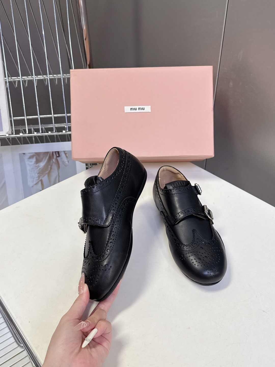 MiuMiu缪缪秋冬最新款布洛克复古薄底鞋 超多明星时尚博主种草 miu家一贯设计风格 绝对的高颜值符合
