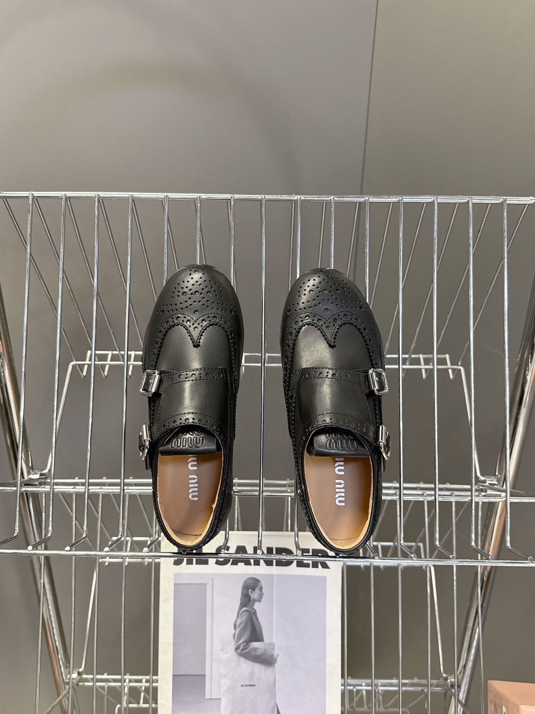 MiuMiu缪缪秋冬最新款布洛克复古薄底鞋 超多明星时尚博主种草 miu家一贯设计风格 绝对的高颜值符合