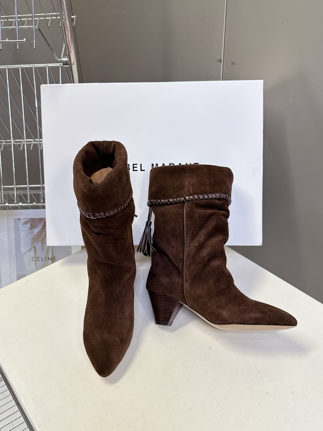 isabelmarant伊莎贝尔秋冬最新款复古靴 超多明星时尚博主种草 这几年超流行简约老钱风 简简单单