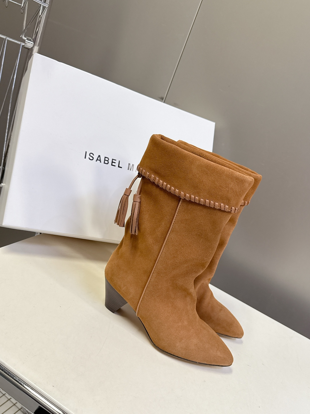 isabelmarant伊莎贝尔秋冬最新款复古靴 超多明星时尚博主种草 这几年超流行简约老钱风 简简单单