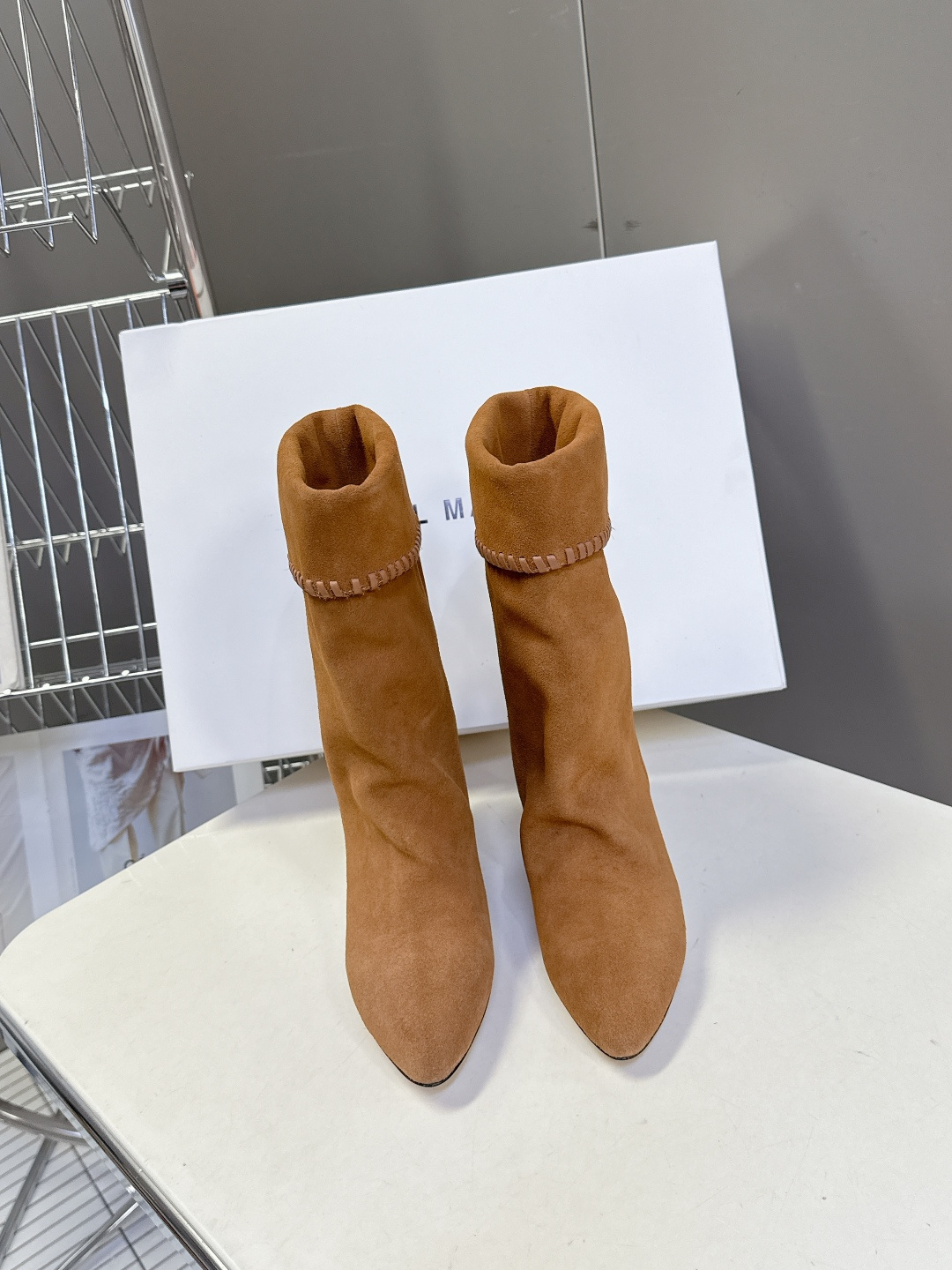 isabelmarant伊莎贝尔秋冬最新款复古靴 超多明星时尚博主种草 这几年超流行简约老钱风 简简单单