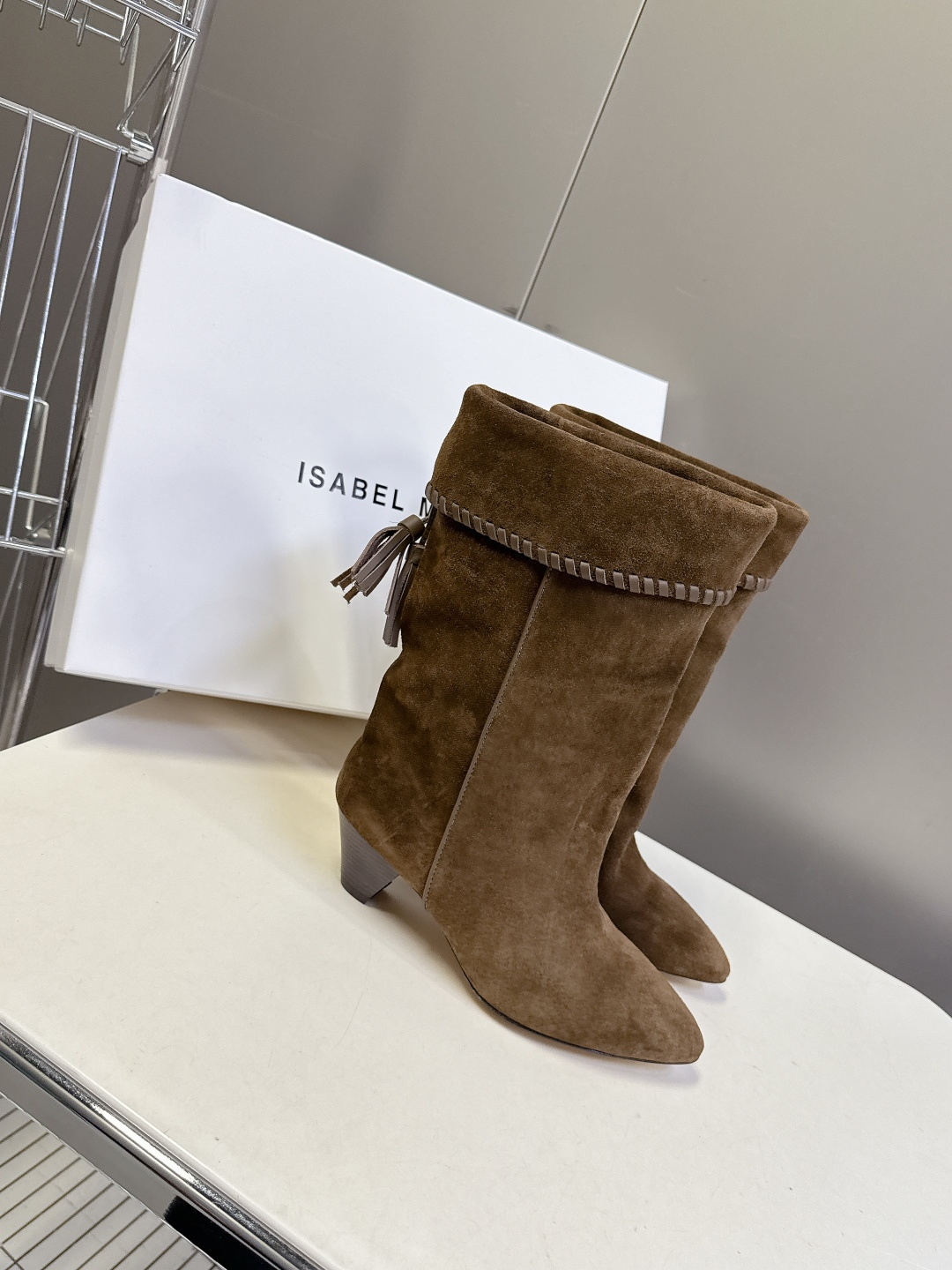 isabelmarant伊莎贝尔秋冬最新款复古靴 超多明星时尚博主种草 这几年超流行简约老钱风 简简单单