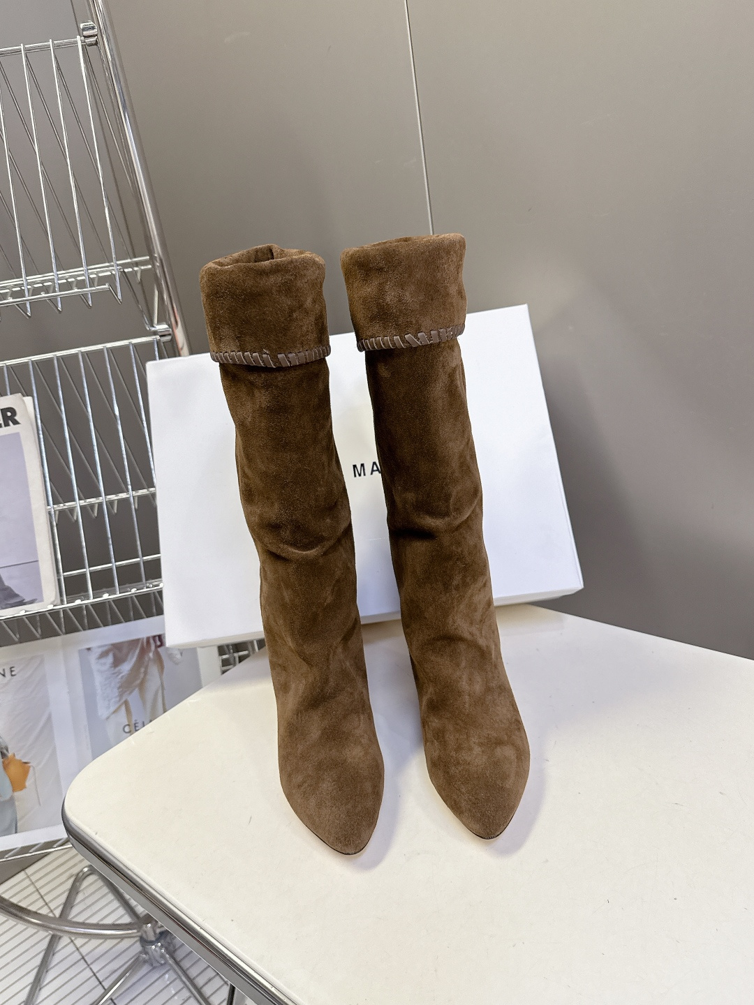 isabelmarant伊莎贝尔秋冬最新款复古靴 超多明星时尚博主种草 这几年超流行简约老钱风 简简单单