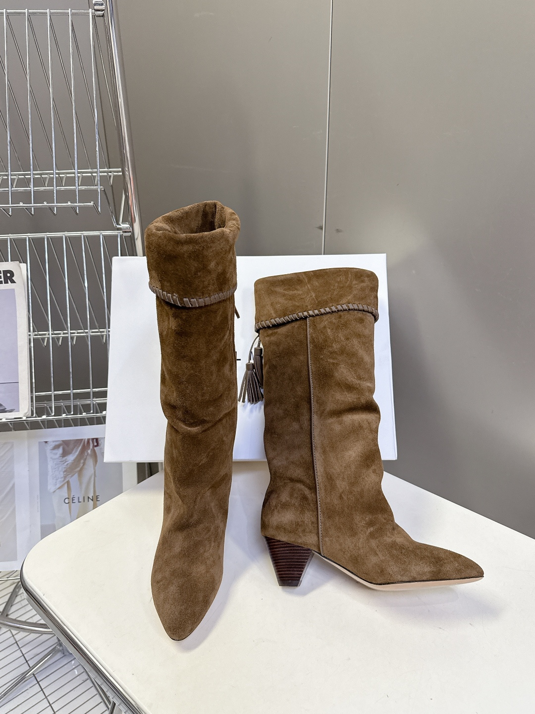 isabelmarant伊莎贝尔秋冬最新款复古靴 超多明星时尚博主种草 这几年超流行简约老钱风 简简单单