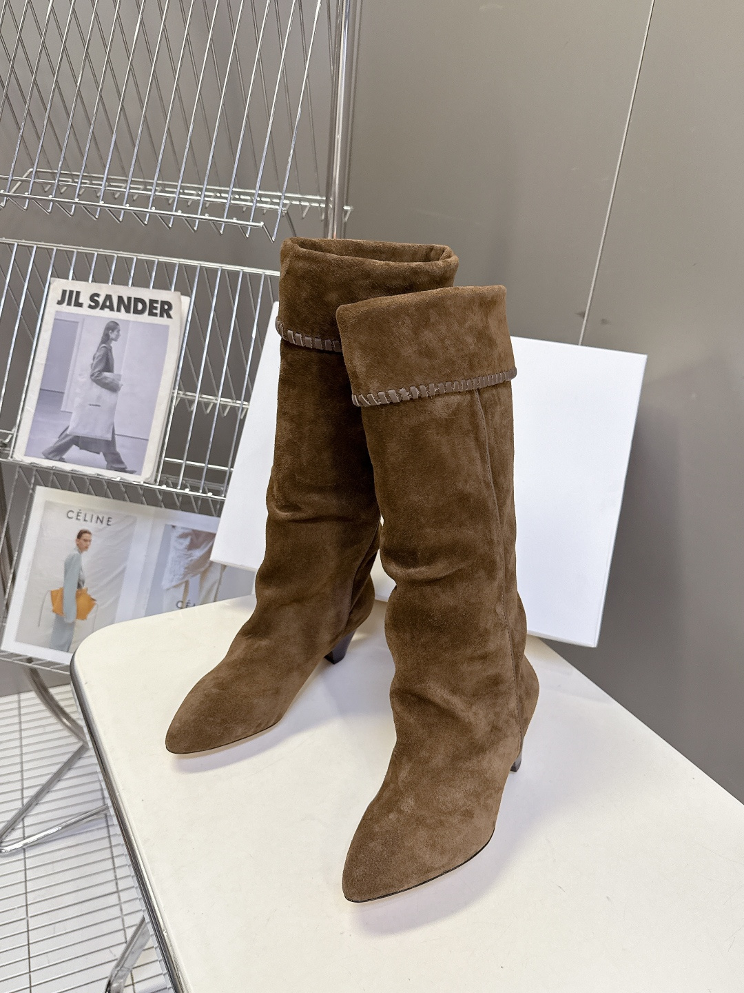 isabelmarant伊莎贝尔秋冬最新款复古靴 超多明星时尚博主种草 这几年超流行简约老钱风 简简单单