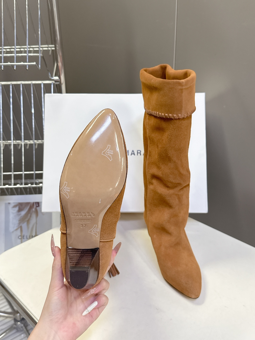 isabelmarant伊莎贝尔秋冬最新款复古靴 超多明星时尚博主种草 这几年超流行简约老钱风 简简单单