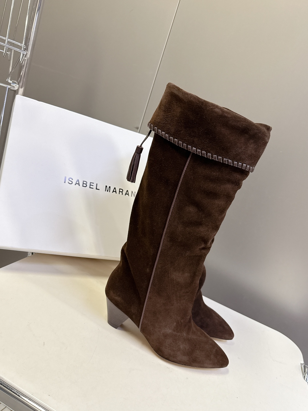 isabelmarant伊莎贝尔秋冬最新款复古靴 超多明星时尚博主种草 这几年超流行简约老钱风 简简单单