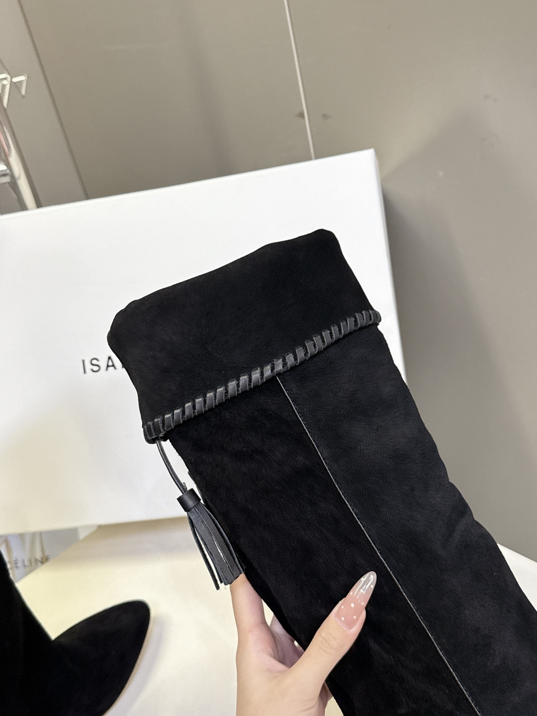 isabelmarant伊莎贝尔秋冬最新款复古靴 超多明星时尚博主种草 这几年超流行简约老钱风 简简单单