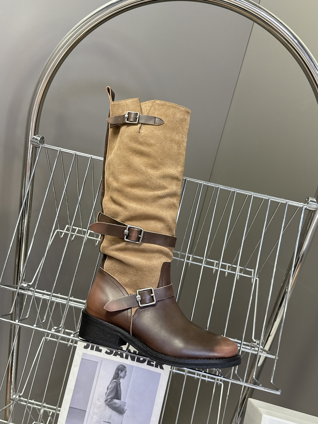 ICE DUST设计师品牌秋冬最新款复古皮靴 堆堆靴 超多明星时尚博主种草 当下最流行的型体隔板设计 结