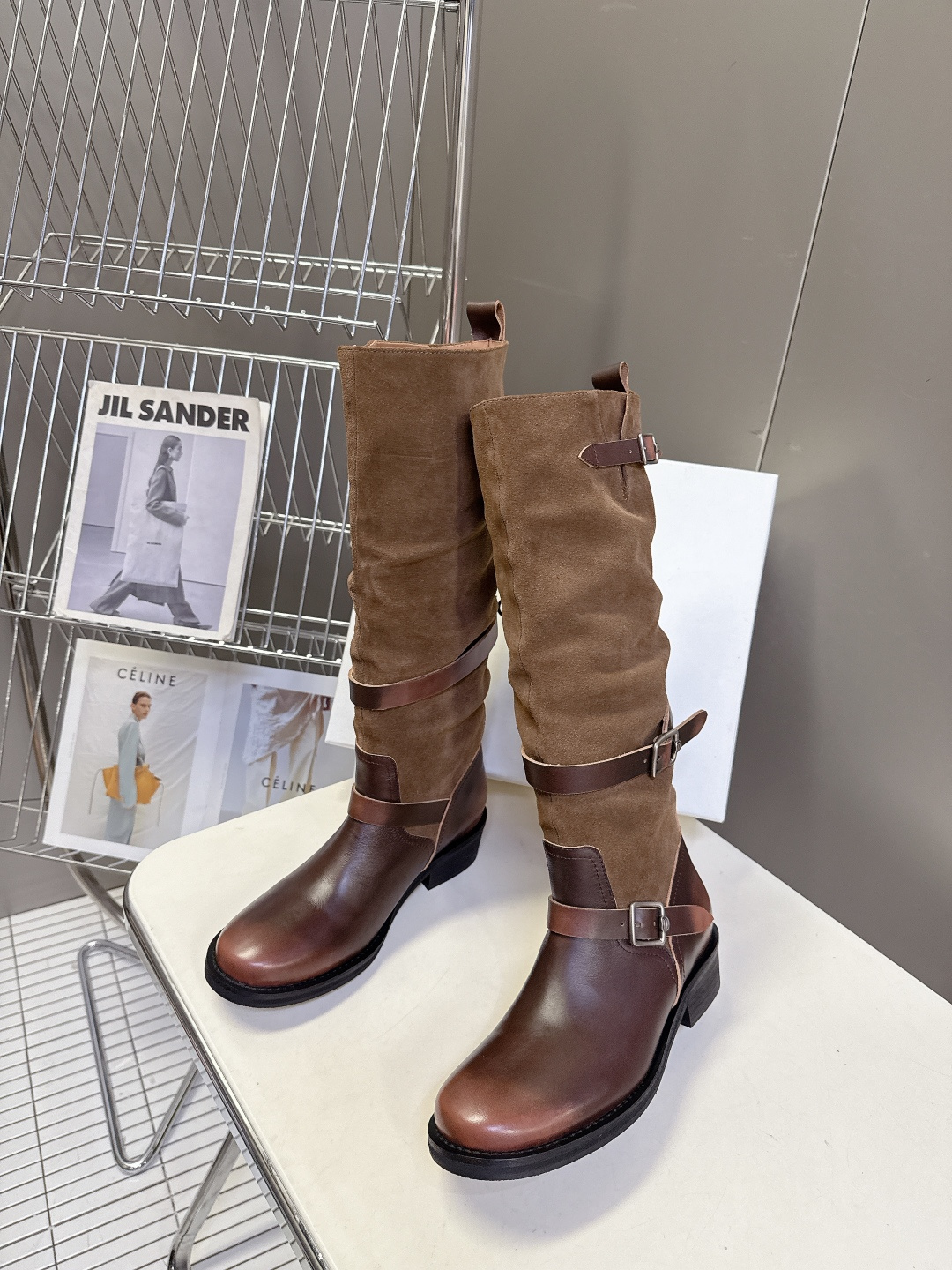 ICE DUST设计师品牌秋冬最新款复古皮靴 堆堆靴 超多明星时尚博主种草 当下最流行的型体隔板设计 结