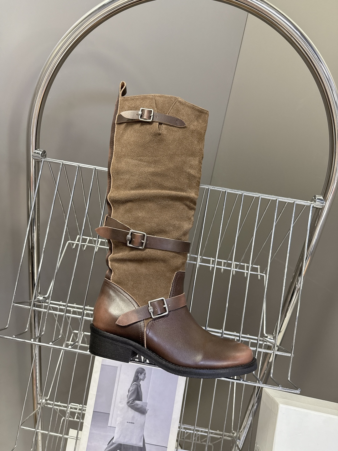 ICE DUST设计师品牌秋冬最新款复古皮靴 堆堆靴 超多明星时尚博主种草 当下最流行的型体隔板设计 结