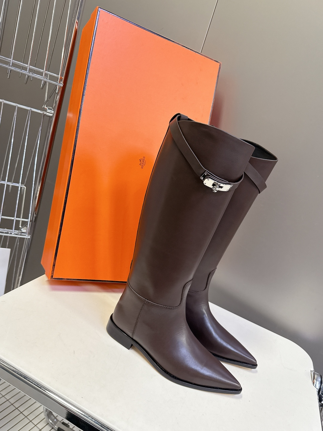 顶级代购版HERMES爱马仕kelly尖头骑士靴 超多明星网红种草 经典中的经典 面料进口意大利饮奶小牛