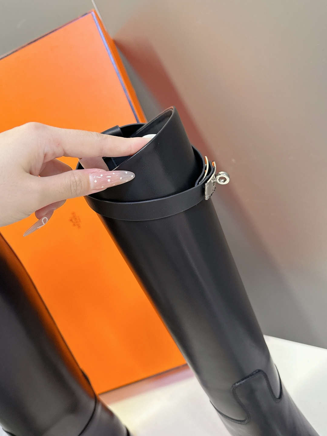 顶级代购版HERMES爱马仕kelly尖头骑士靴 超多明星网红种草 经典中的经典 面料进口意大利饮奶小牛