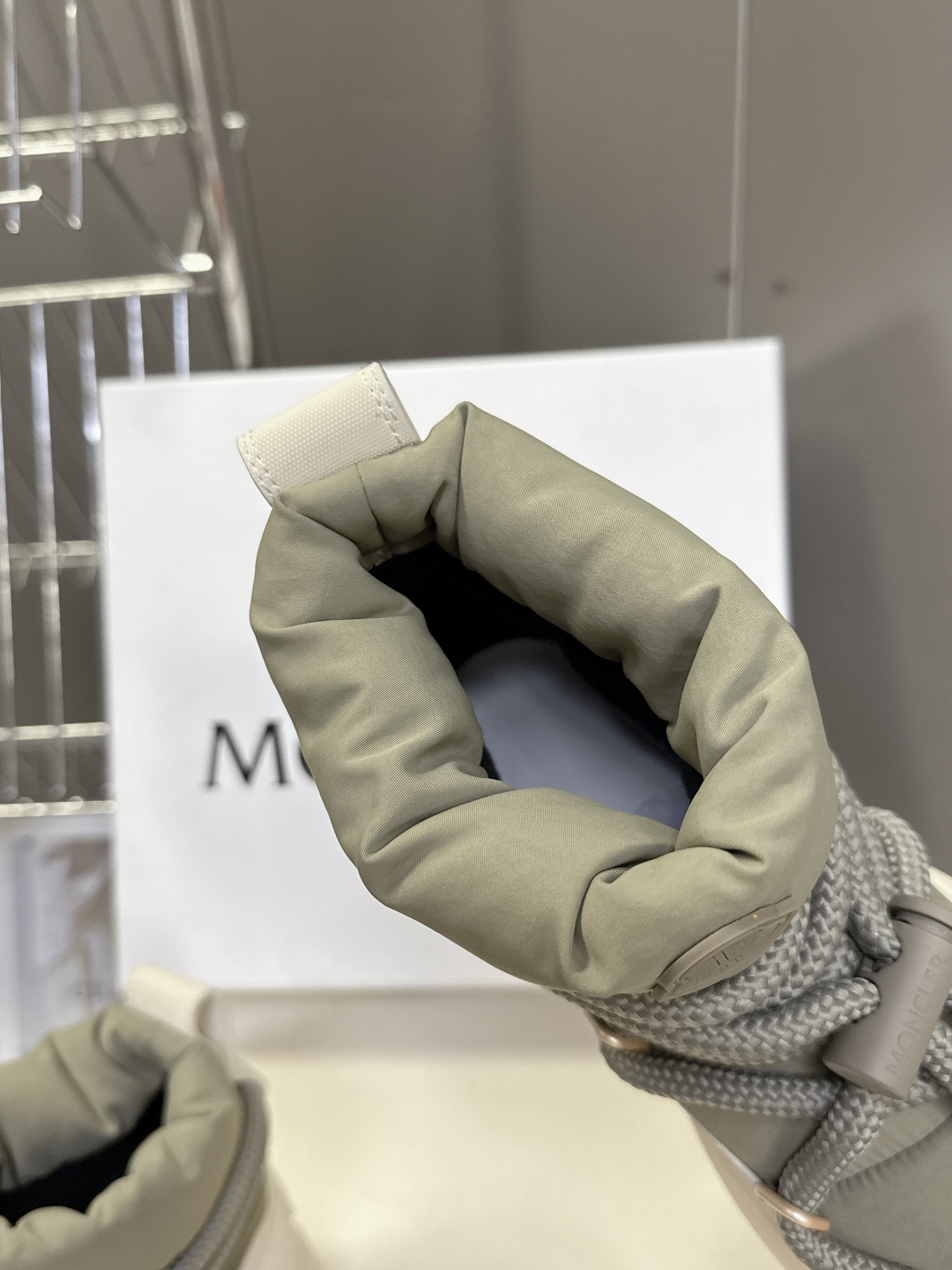 Moncler蒙口2025秋冬最新款雪地靴 奢华与功能的完美融合 行走的羽绒服:防水尼龙+加绒内里，-1