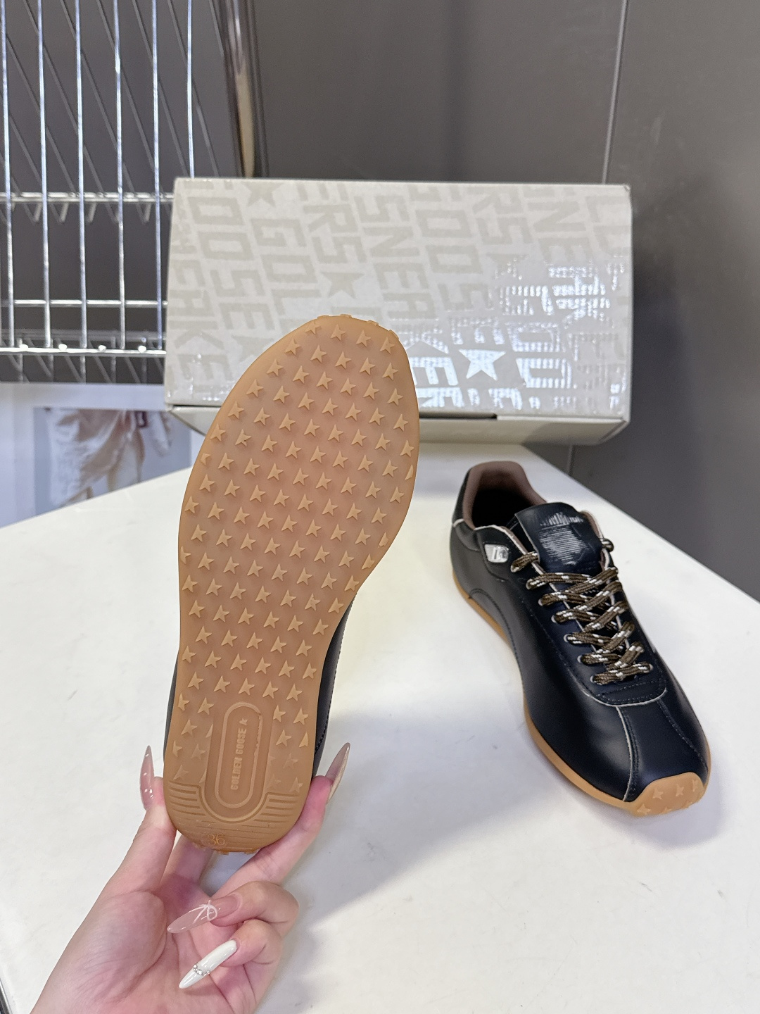 Golden Goose最新款GGDB休闲鞋 德训鞋 明星私服上脚示范 ×就是这么百搭 当下最流行的薄底