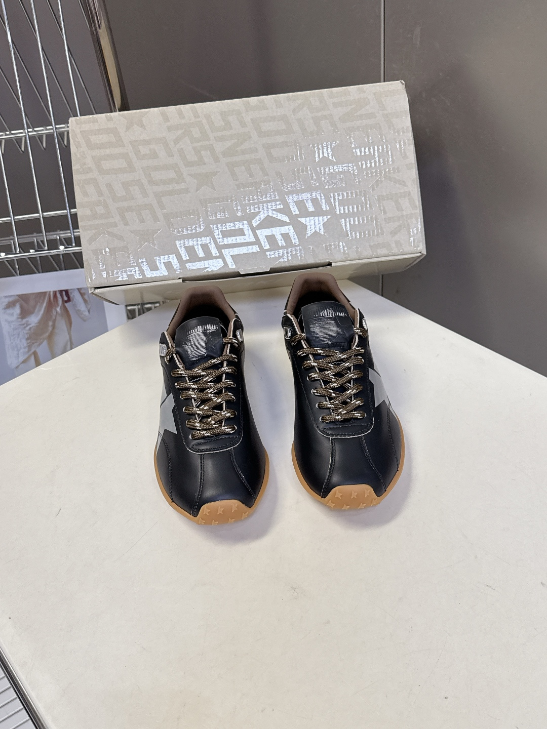 Golden Goose最新款GGDB休闲鞋 德训鞋 明星私服上脚示范 ×就是这么百搭 当下最流行的薄底