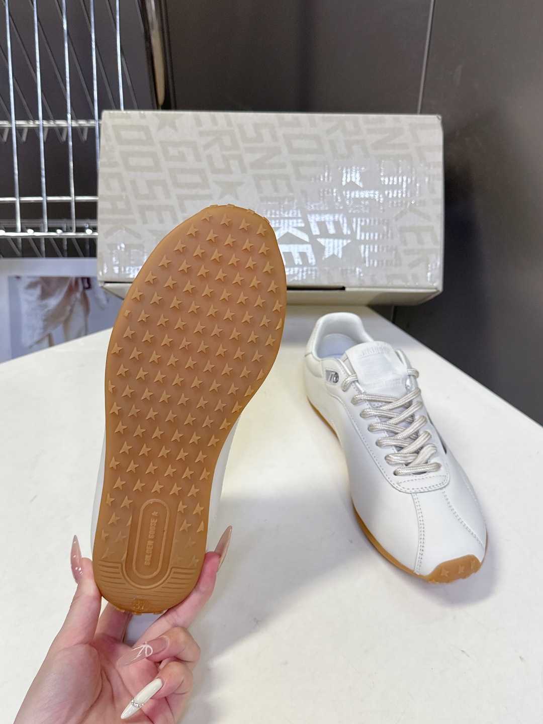 Golden Goose最新款GGDB休闲鞋 德训鞋 明星私服上脚示范 ×就是这么百搭 当下最流行的薄底