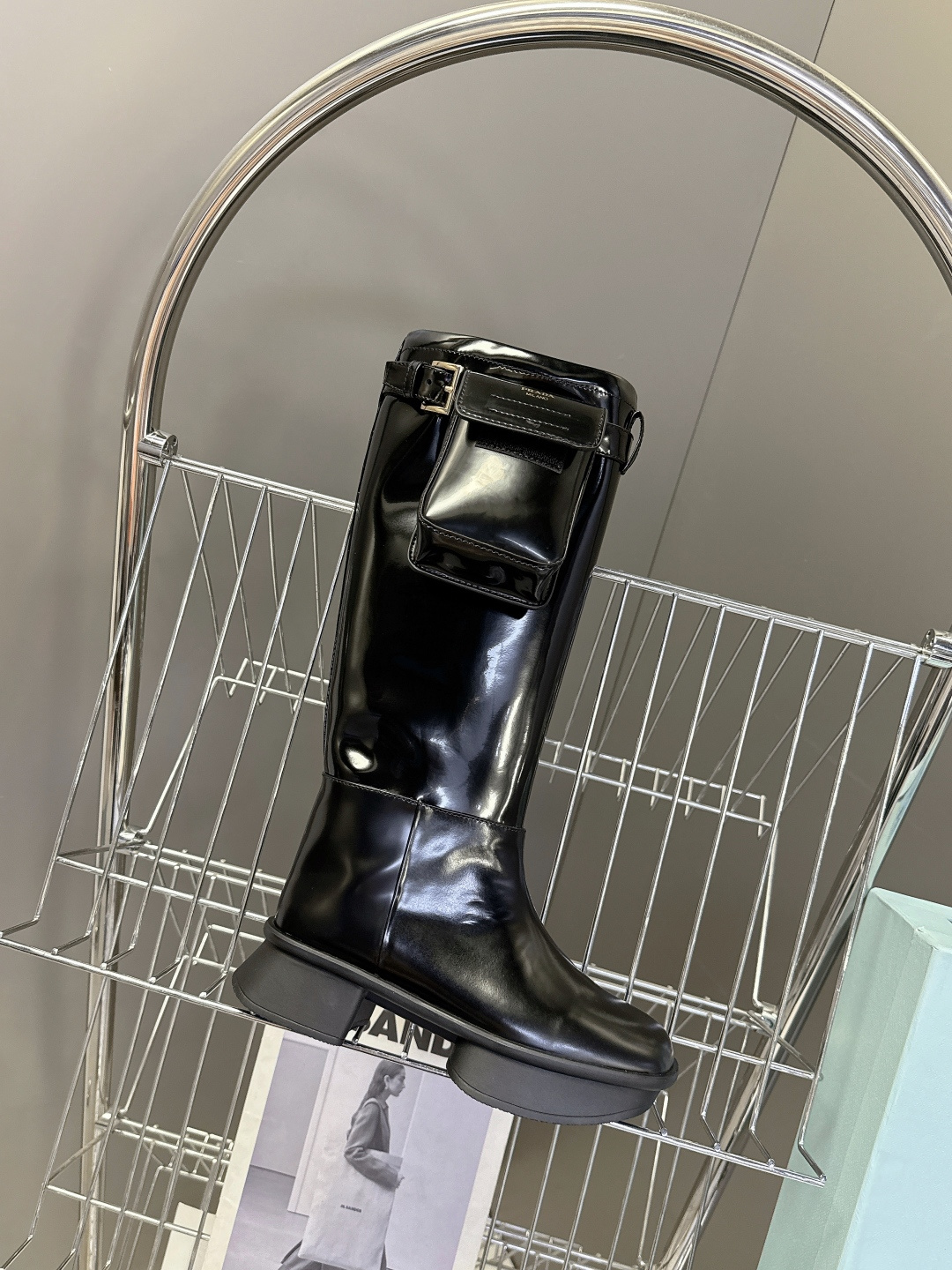 PRADA普拉达顶级版本松糕厚底口袋三角标靴子原版1:1定制，众多网红上脚 注塑三角字母luogo工艺，