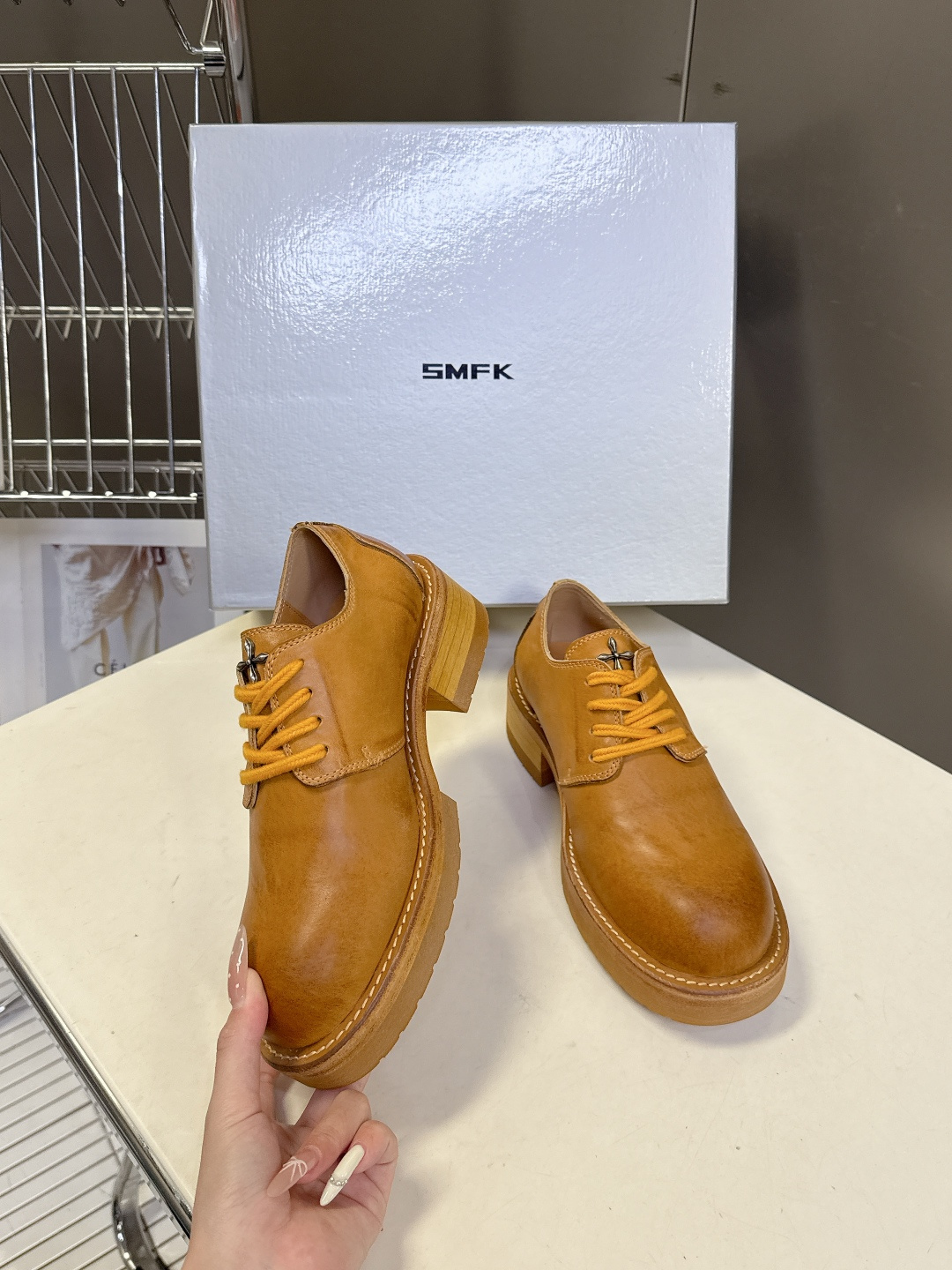 SMFK潮牌十字架秋冬最新款水洗皮鞋 牛仔靴 短靴超多明星网红种草 简约的设计 十字架logo点缀 品牌