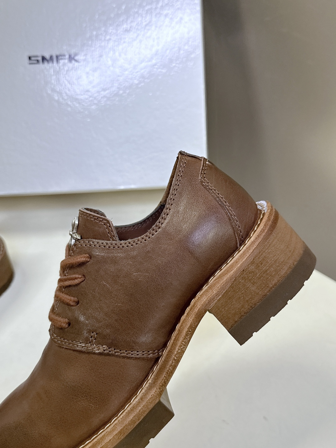 SMFK潮牌十字架秋冬最新款水洗皮鞋 牛仔靴 短靴超多明星网红种草 简约的设计 十字架logo点缀 品牌