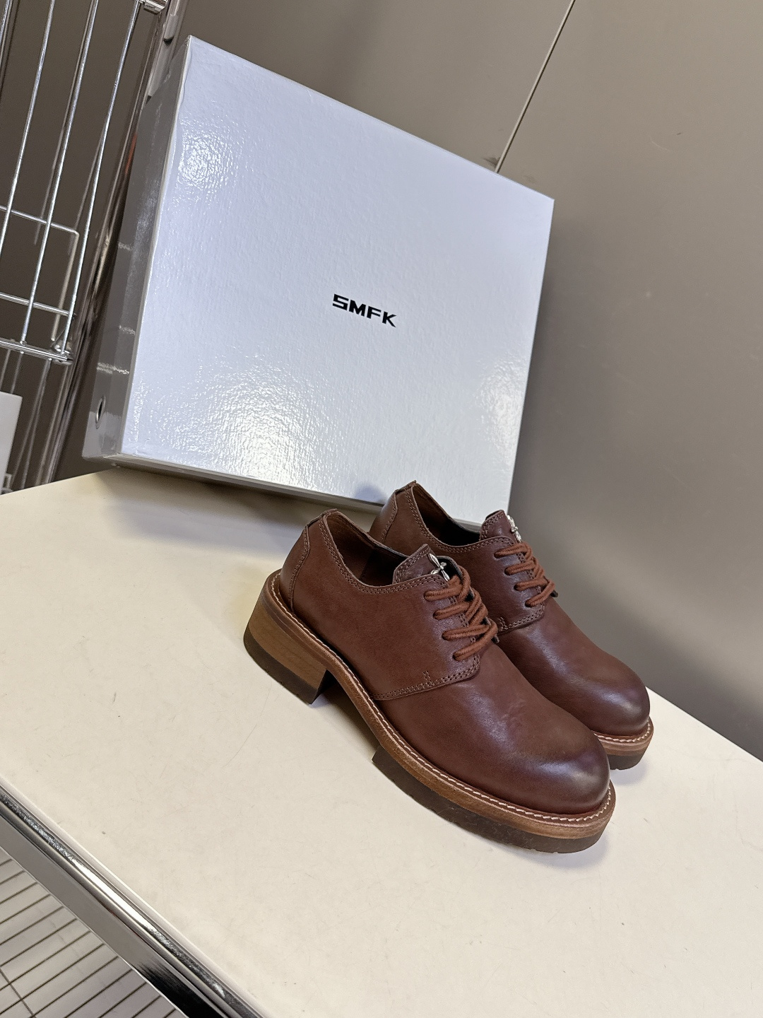 SMFK潮牌十字架秋冬最新款水洗皮鞋 牛仔靴 短靴超多明星网红种草 简约的设计 十字架logo点缀 品牌