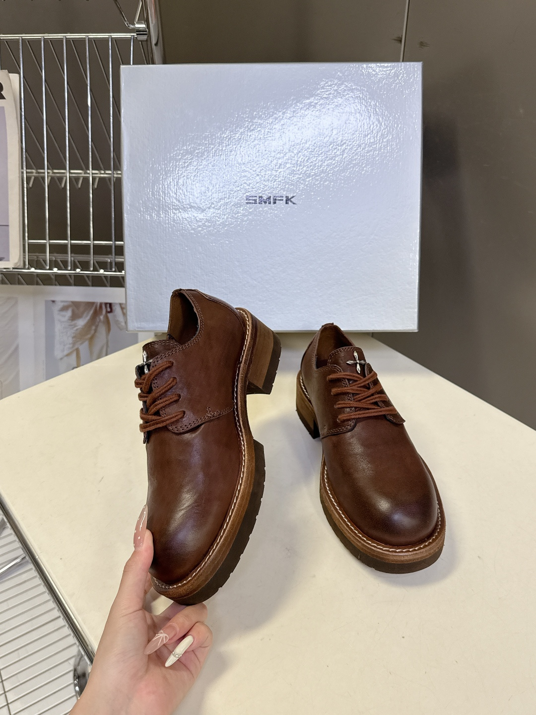 SMFK潮牌十字架秋冬最新款水洗皮鞋 牛仔靴 短靴超多明星网红种草 简约的设计 十字架logo点缀 品牌