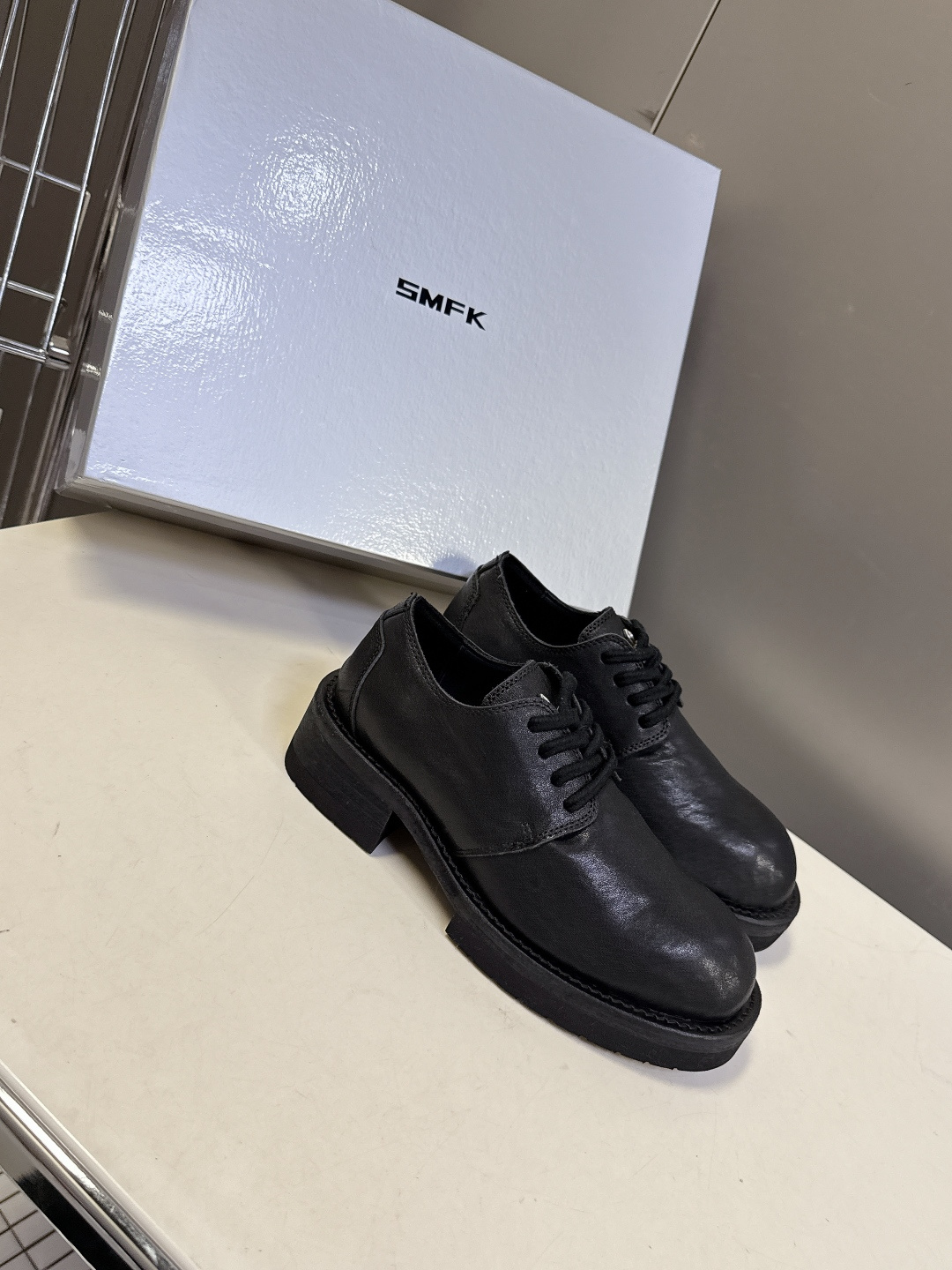 SMFK潮牌十字架秋冬最新款水洗皮鞋 牛仔靴 短靴超多明星网红种草 简约的设计 十字架logo点缀 品牌