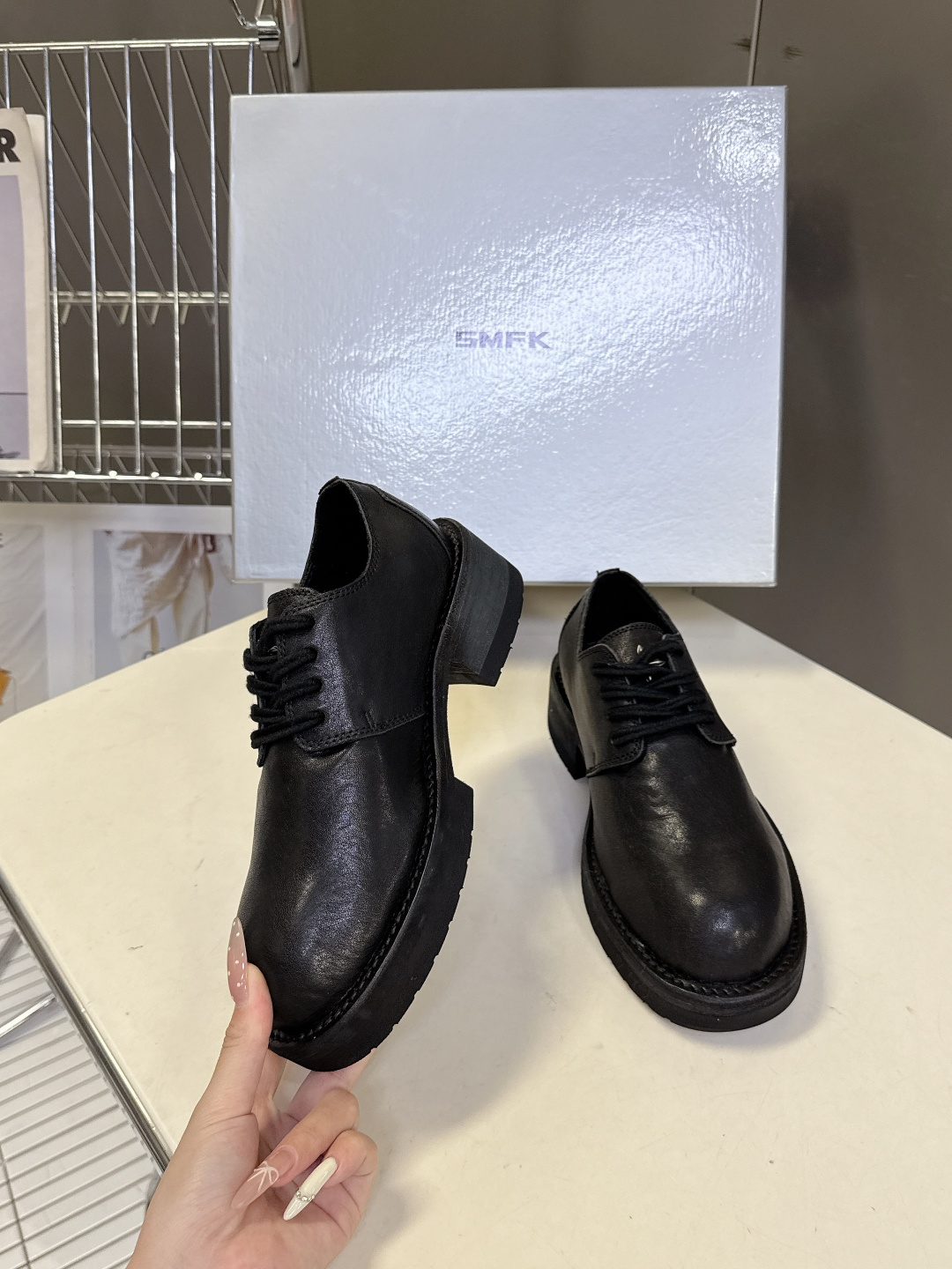 SMFK潮牌十字架秋冬最新款水洗皮鞋 牛仔靴 短靴超多明星网红种草 简约的设计 十字架logo点缀 品牌