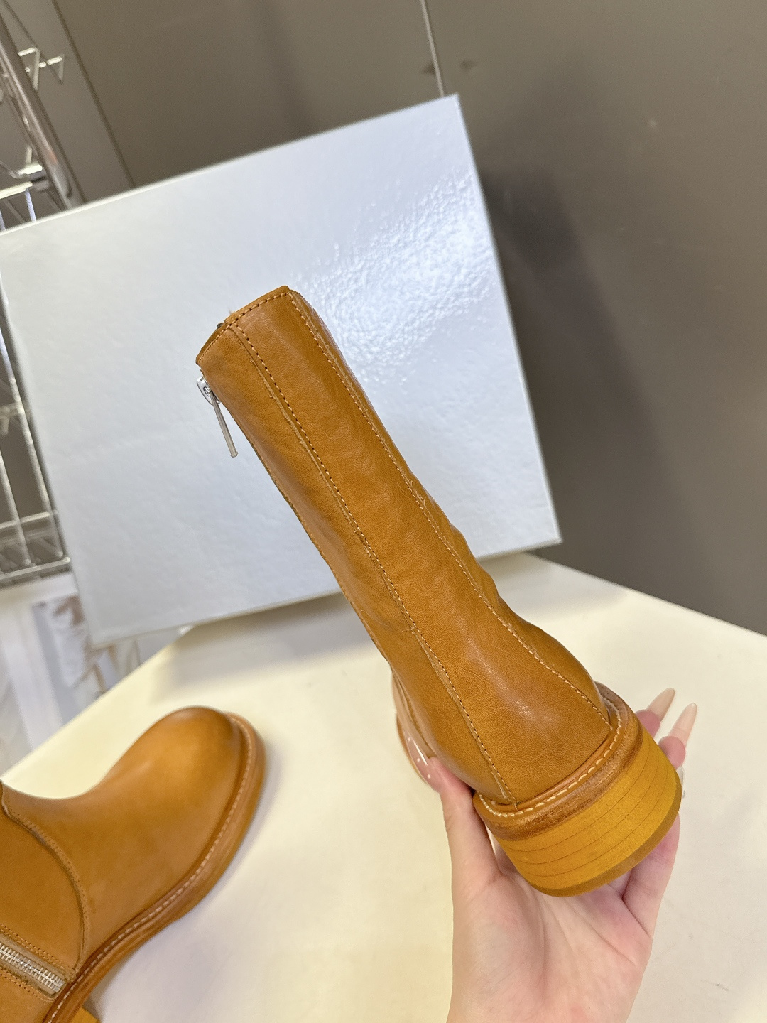 SMFK潮牌十字架秋冬最新款水洗皮鞋 牛仔靴 短靴超多明星网红种草 简约的设计 十字架logo点缀 品牌