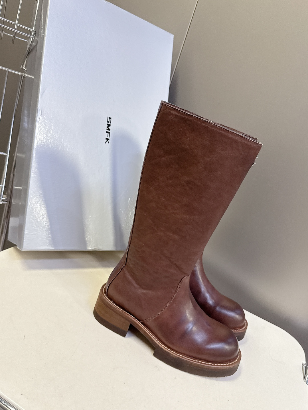 SMFK潮牌十字架秋冬最新款水洗皮鞋 牛仔靴 短靴超多明星网红种草 简约的设计 十字架logo点缀 品牌