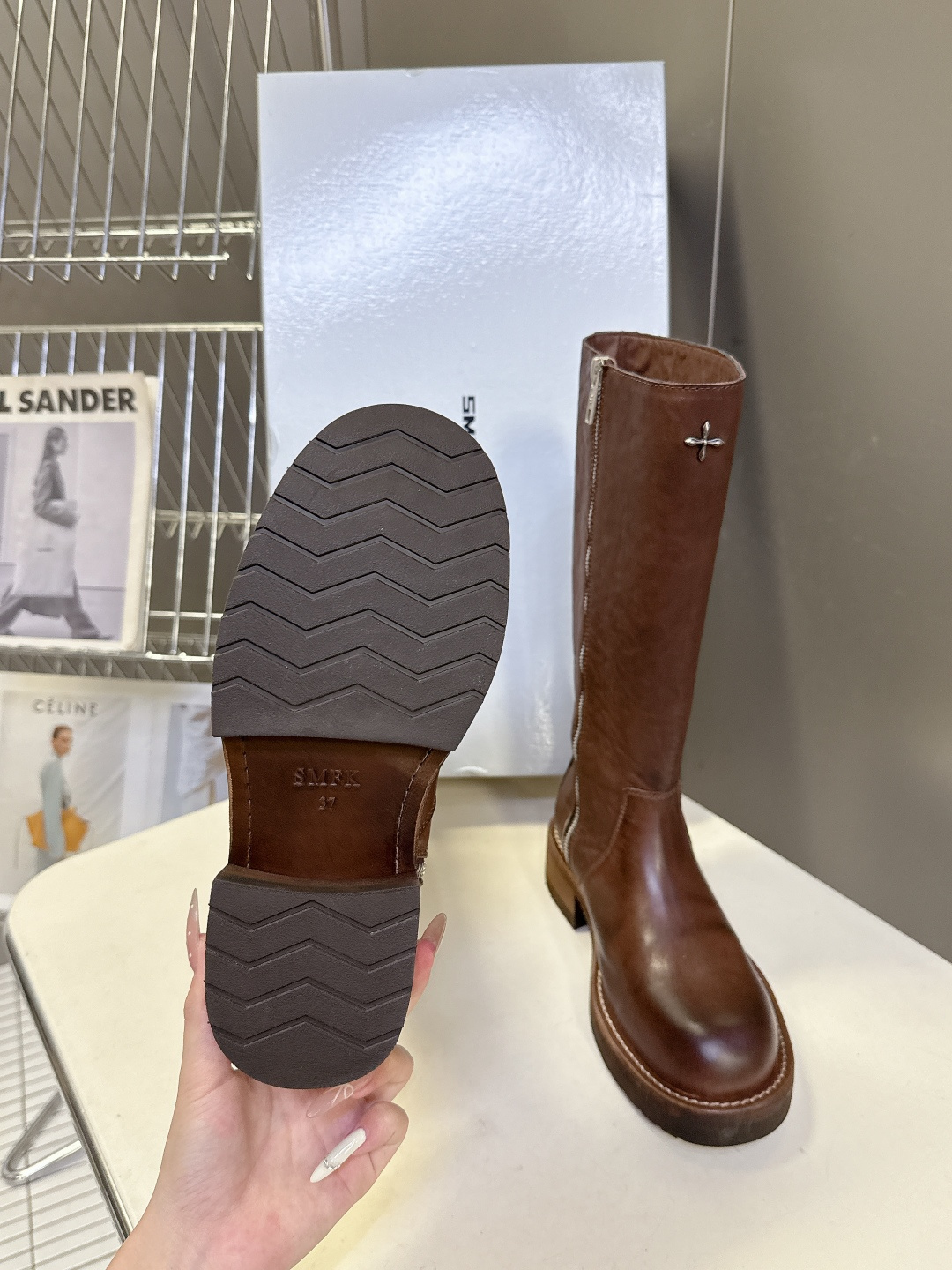 SMFK潮牌十字架秋冬最新款水洗皮鞋 牛仔靴 短靴超多明星网红种草 简约的设计 十字架logo点缀 品牌